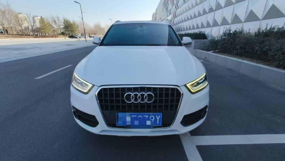 Audi Q3 2015 #3 Audi Q3 2015 car image #3