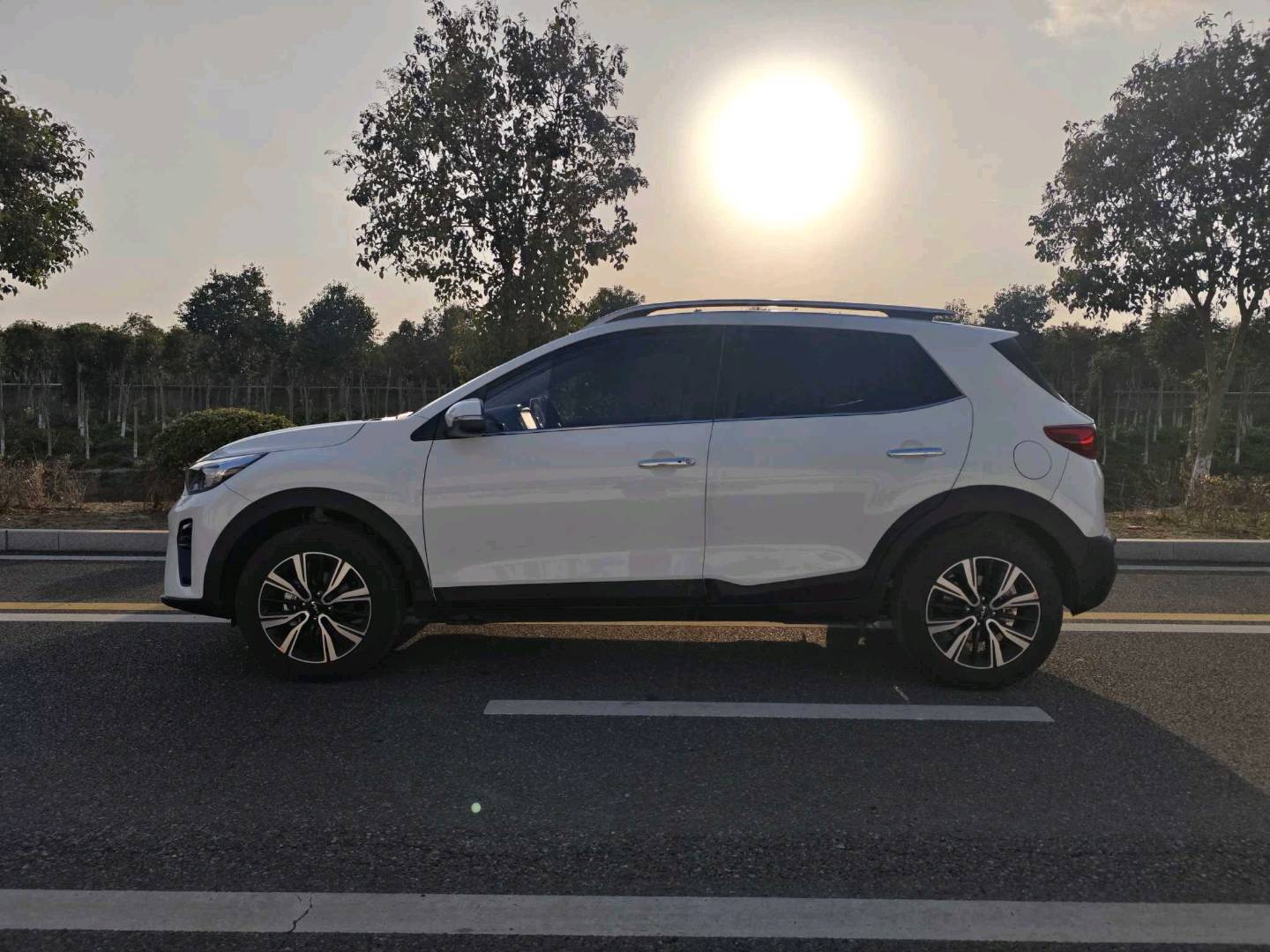 Kia KX1 2025 car image #5