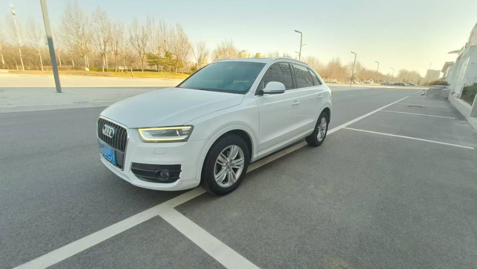 Audi Q3 2015 Audi Q3 2015 car image