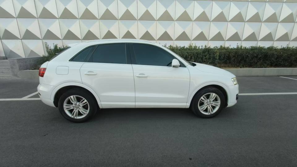 Audi Q3 2015 #7 Audi Q3 2015 car image #7