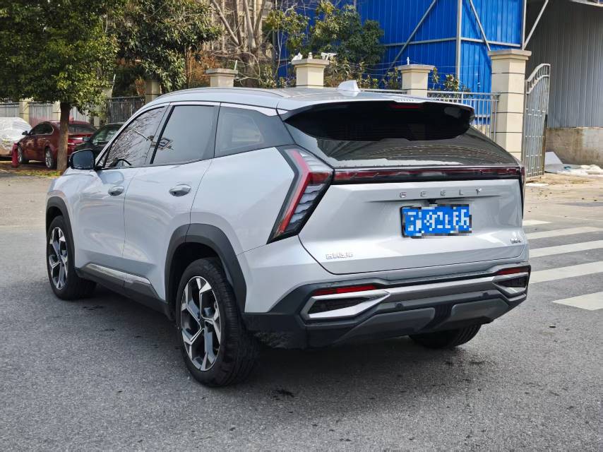 GEELY Boyue L 2025 car image #8