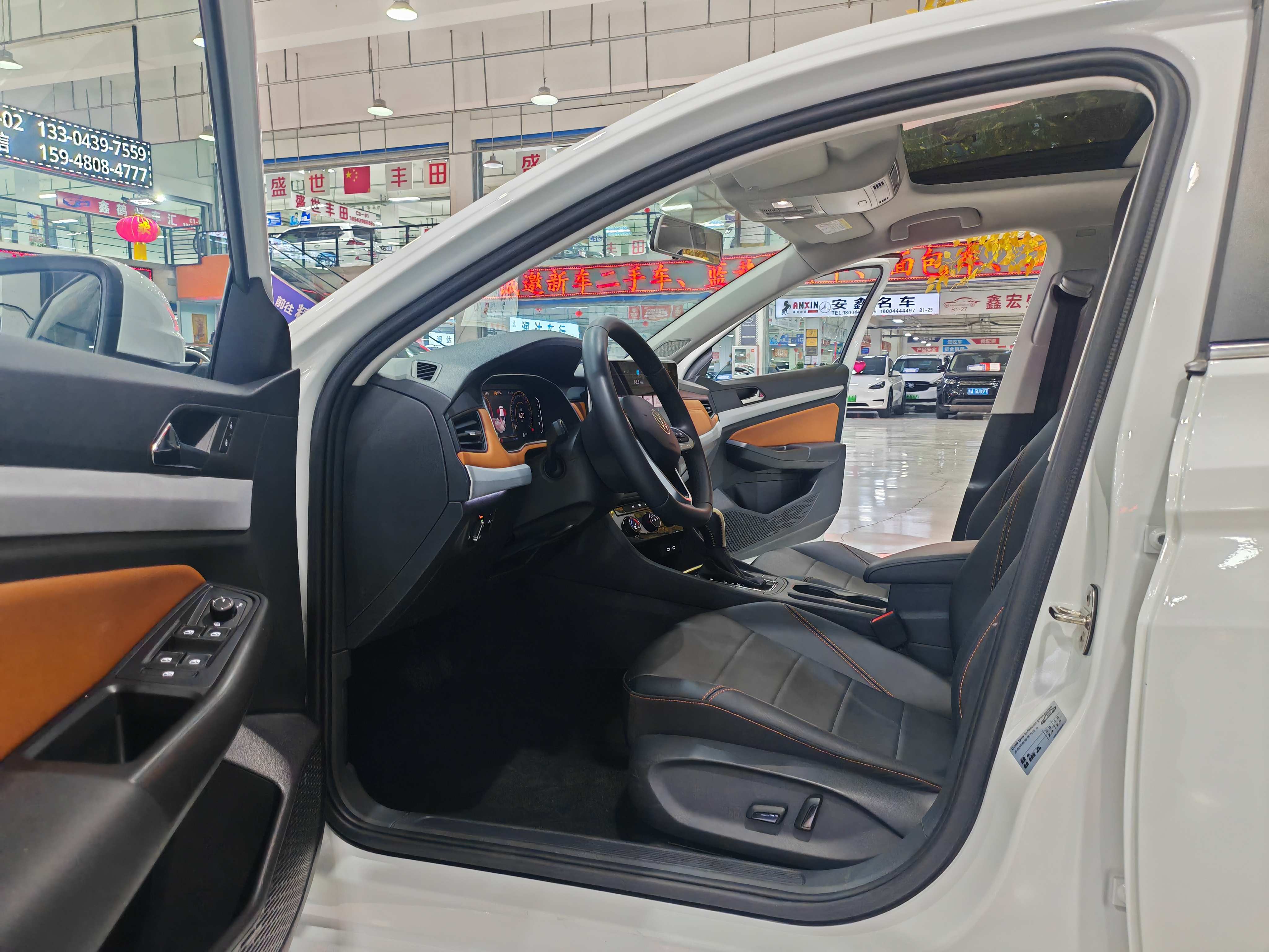 Volkswagen Bora 2025 car image #6