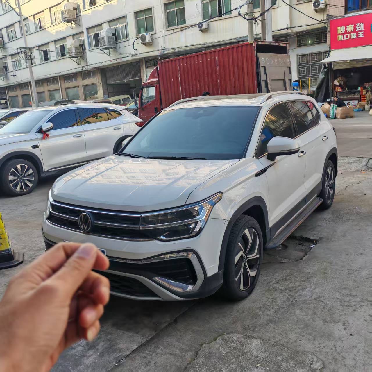 Volkswagen Tharu 2023 car image #2