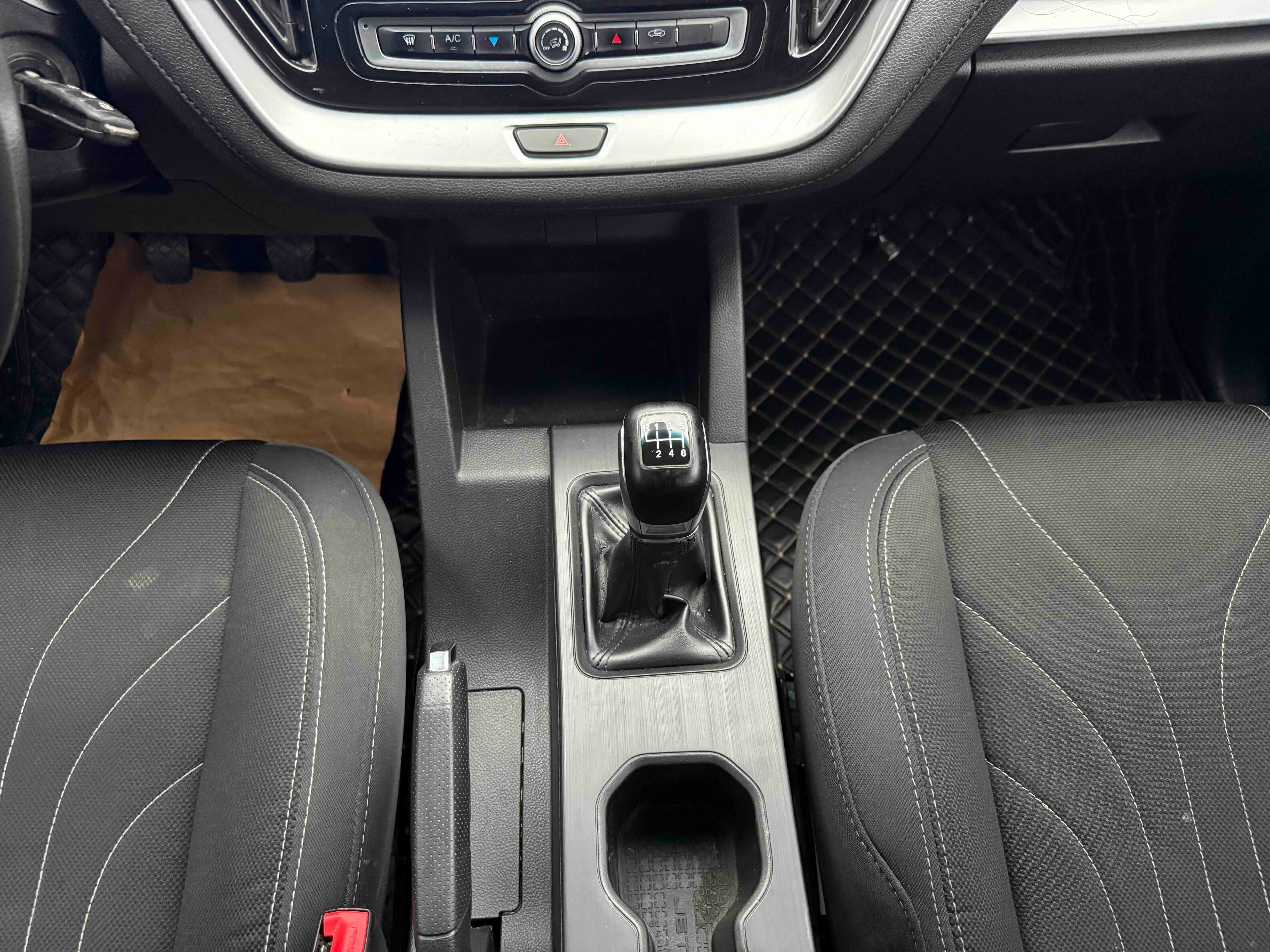 Jetour X70M 2020 car image #12