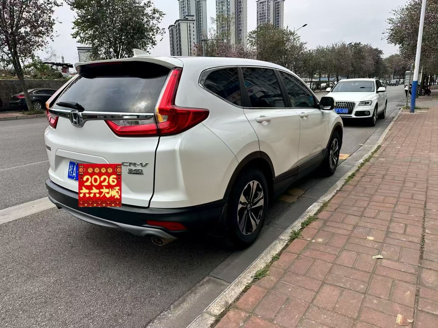 Honda CR-V 2019 car image #9