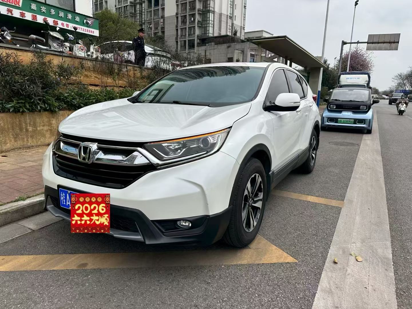 Honda CR-V 2019 car image #2