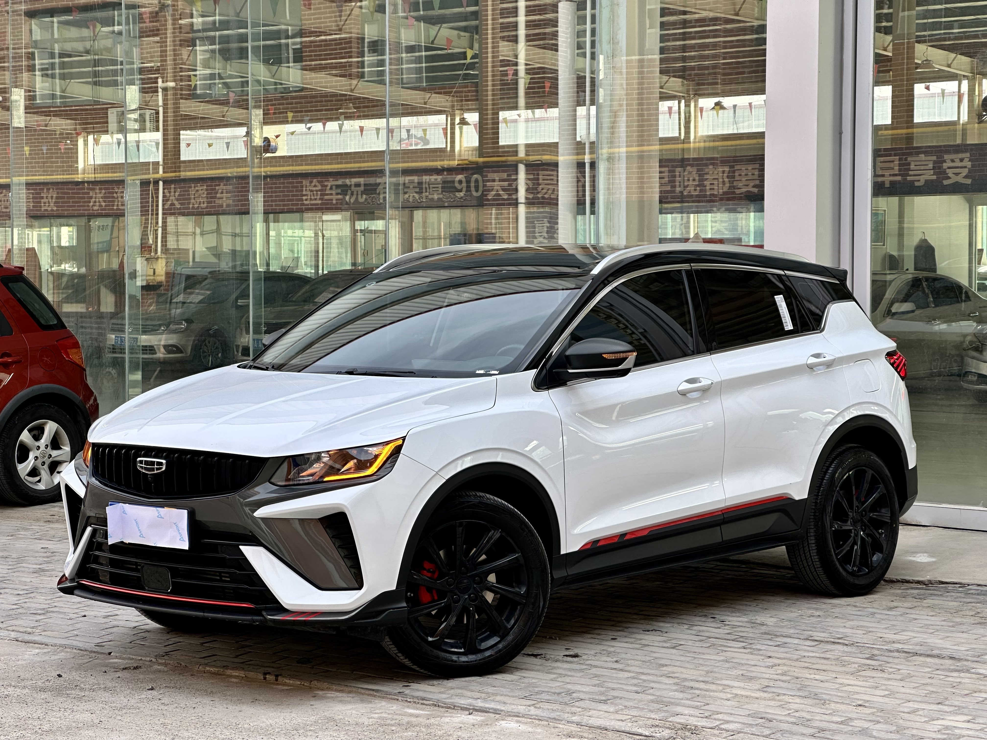 GEELY Coolray 2023 car image #2