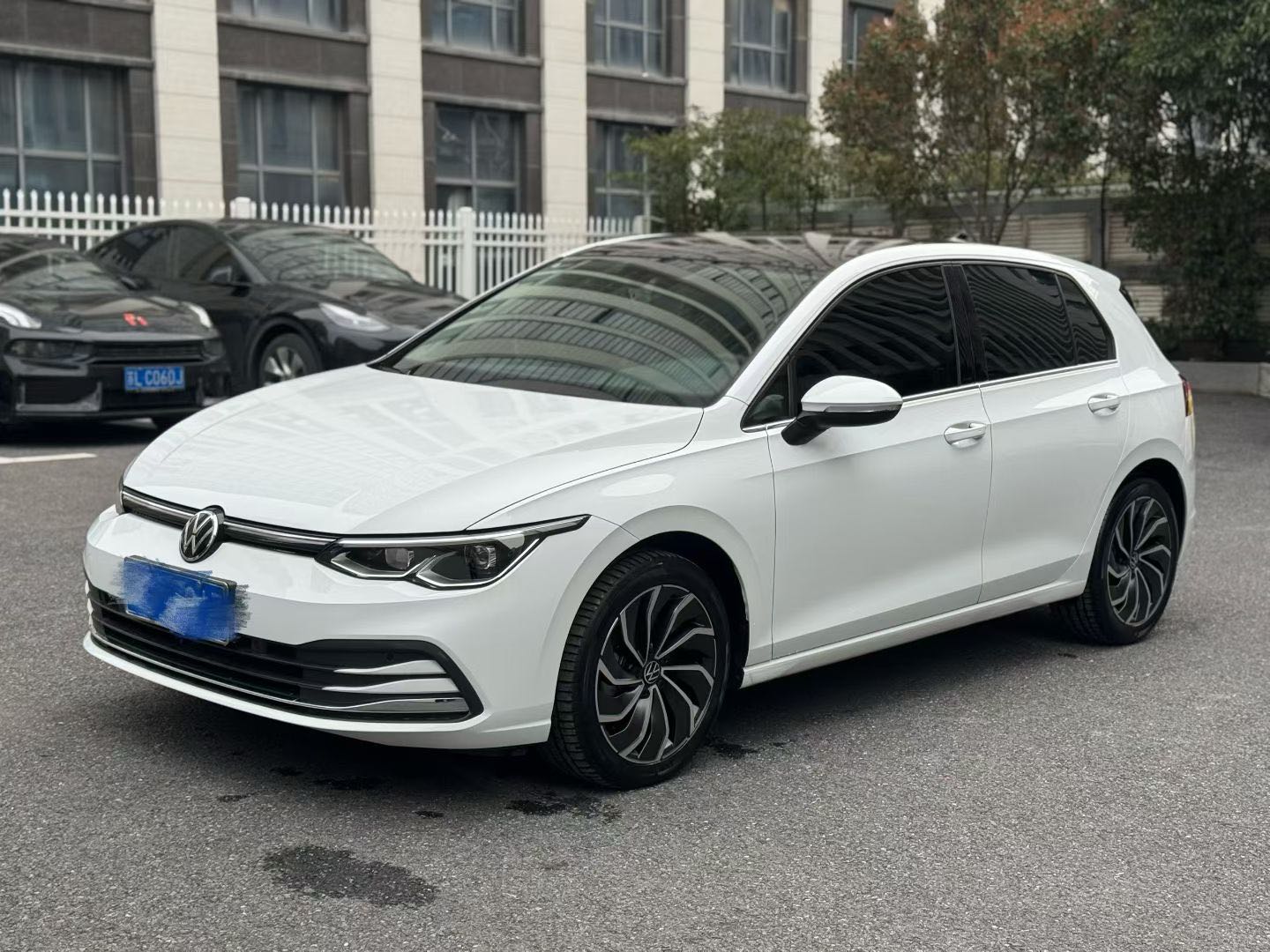Volkswagen Golf 2022 car image 