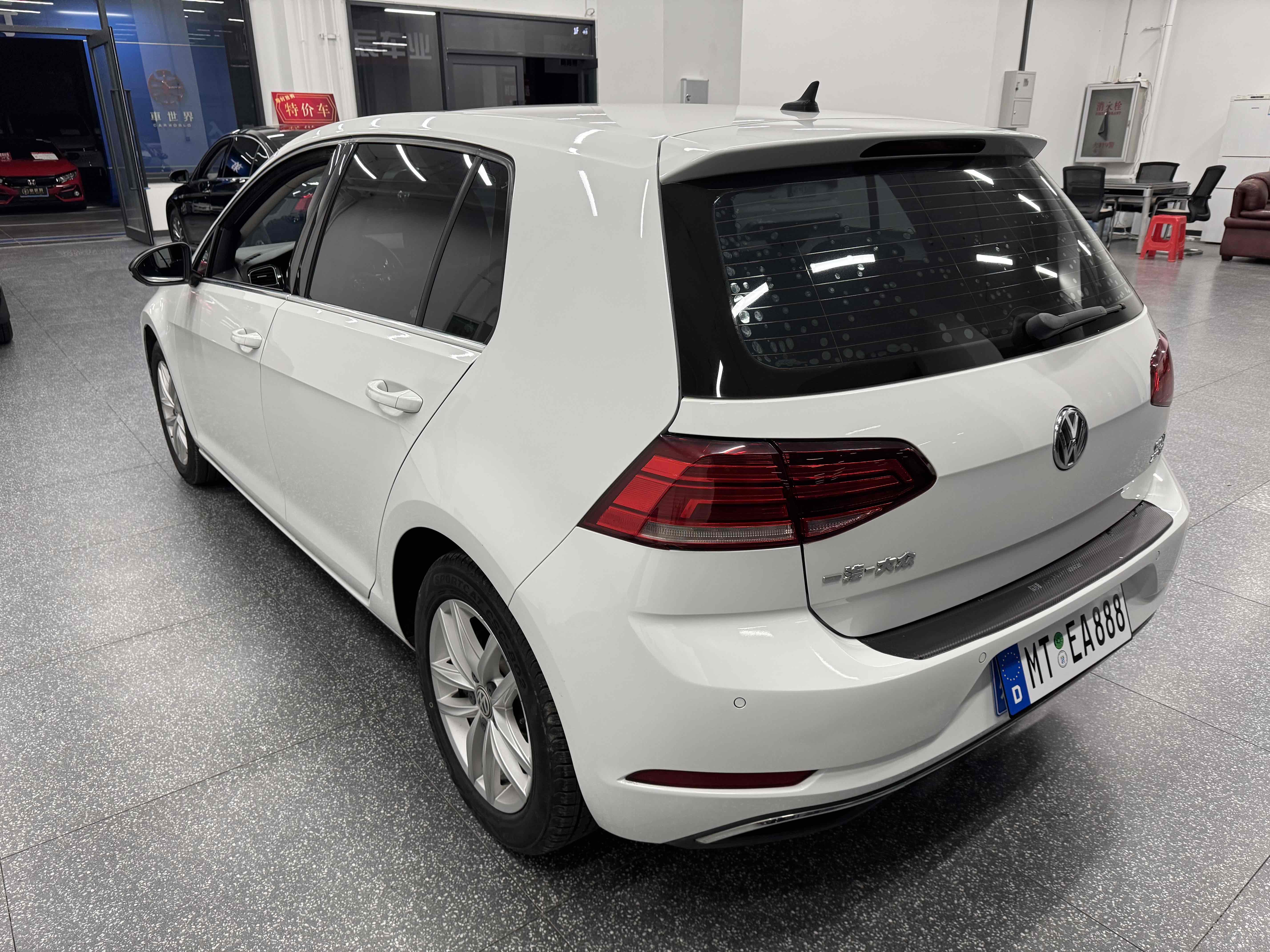 Volkswagen Golf 2019 #6 Volkswagen Golf 2019 car image #6
