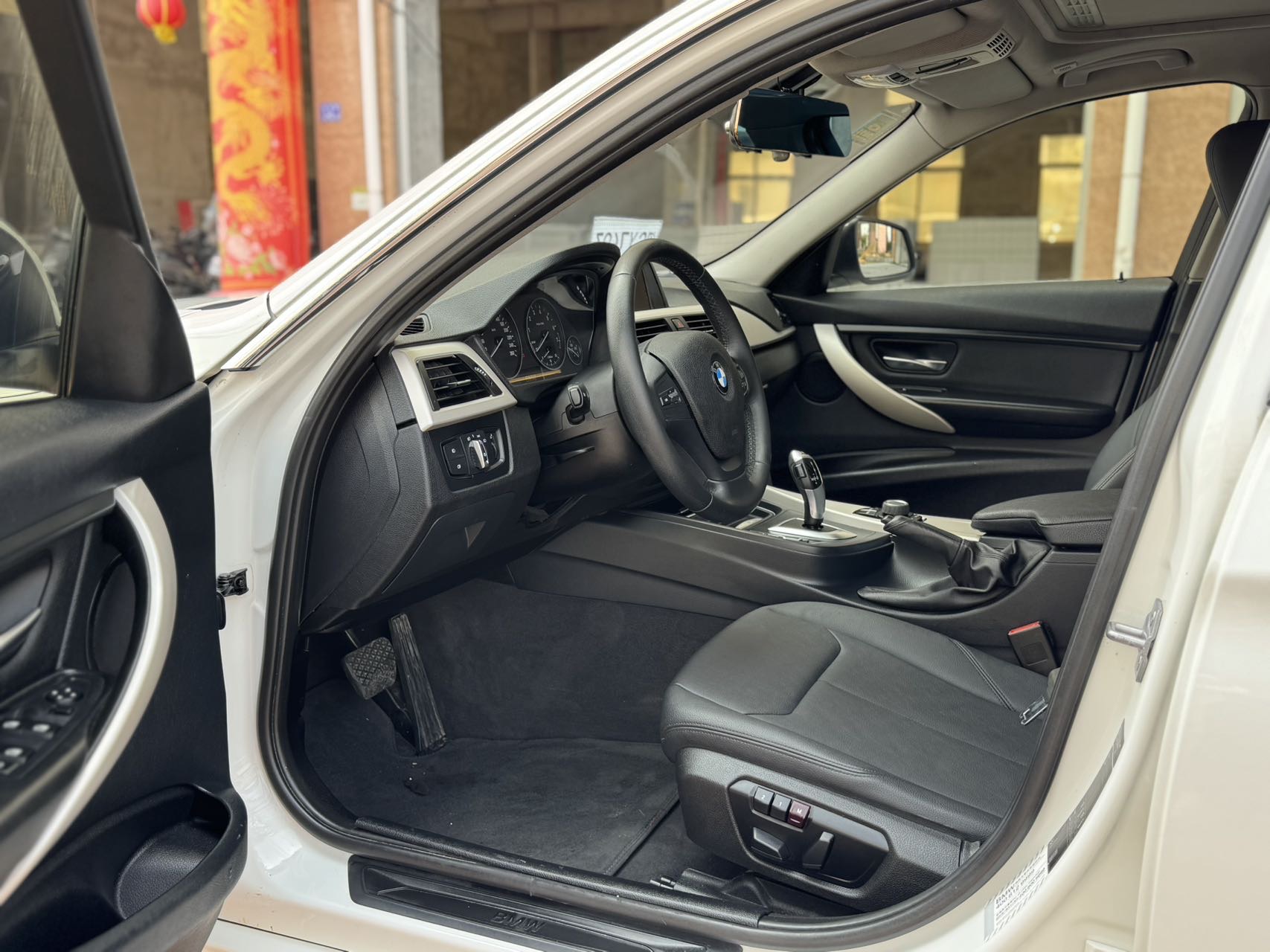 BMW 3 Series 2014 car image #6
