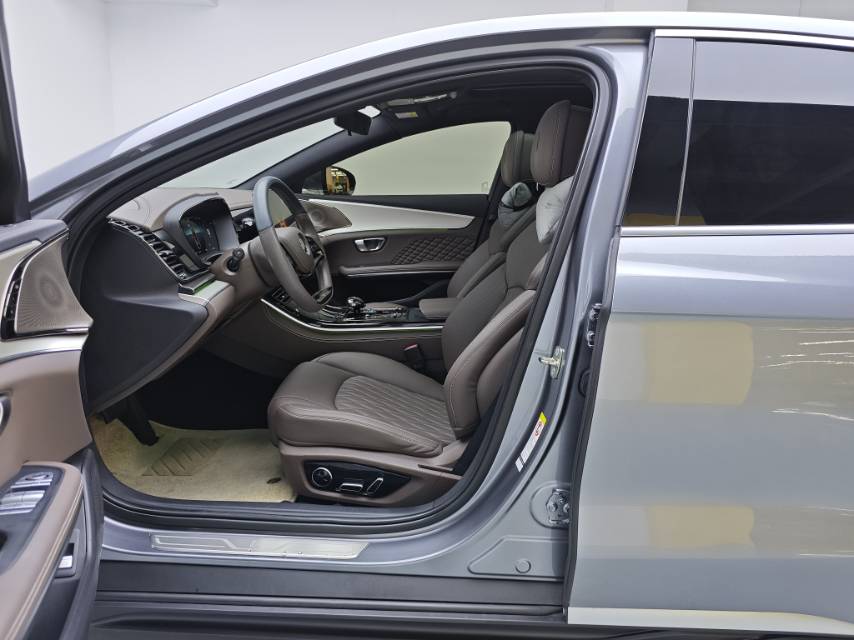BYD Han 2024 #5 BYD Han 2024 car image #5