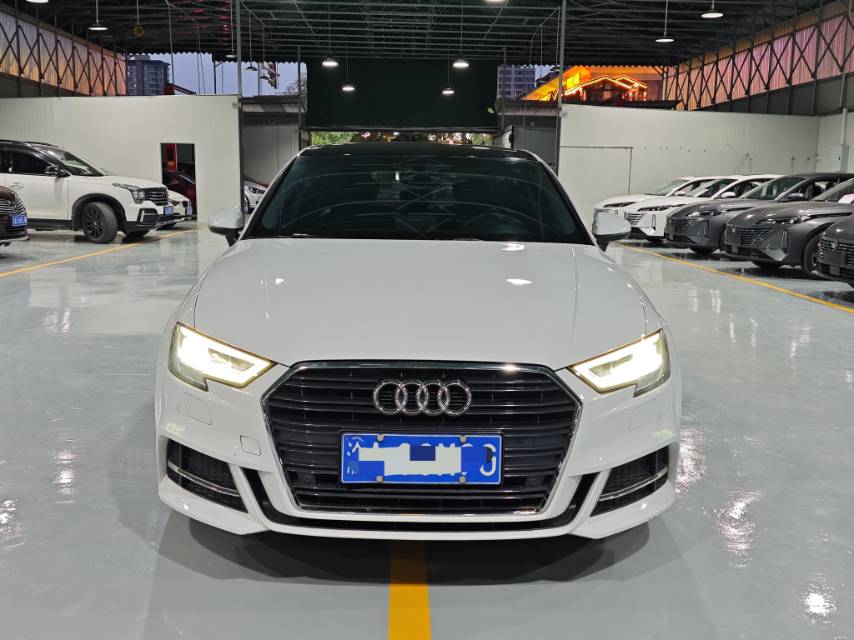 Audi A3 2019 #4 Audi A3 2019 car image #4