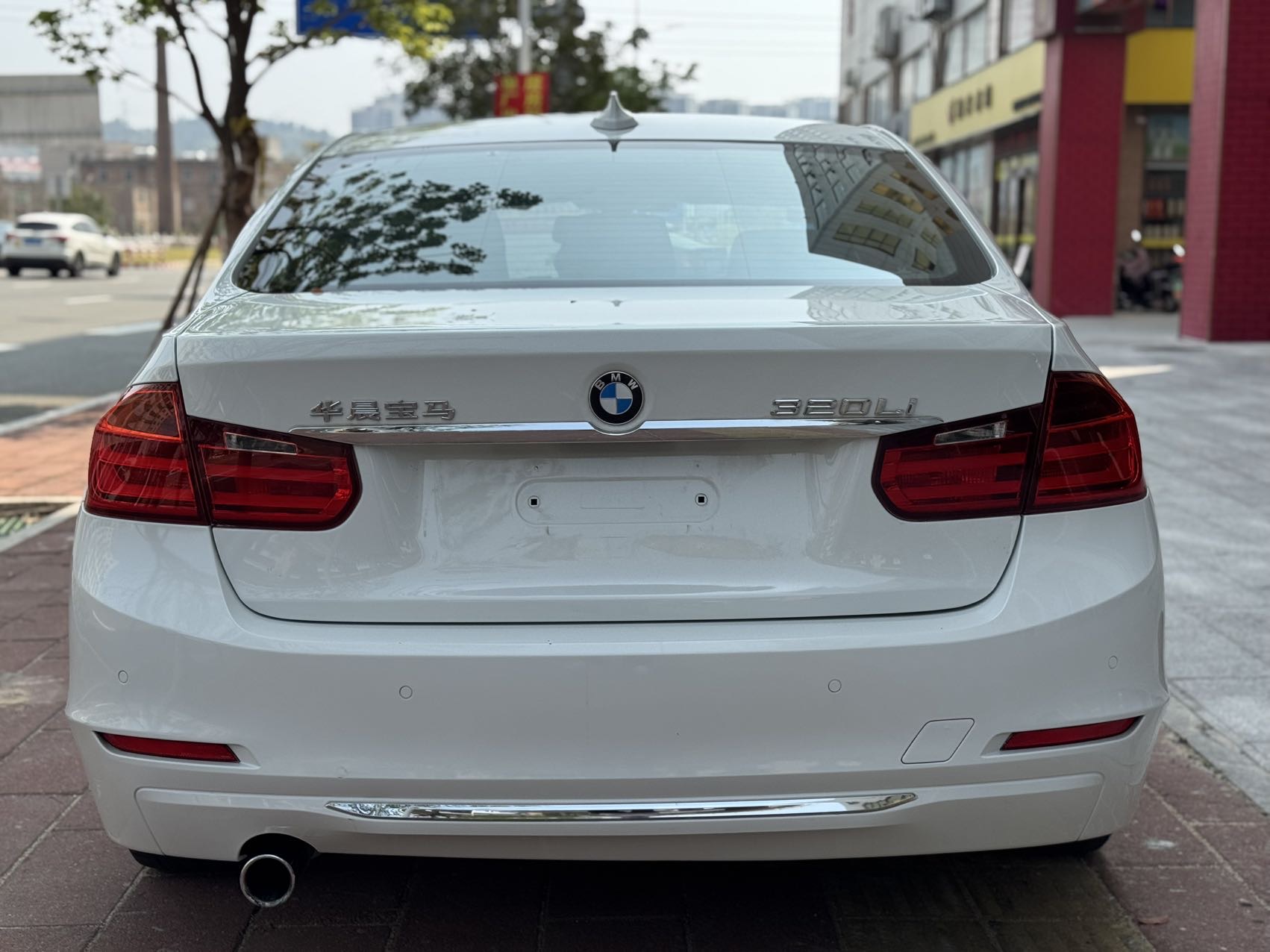 BMW 3 Series 2014 car image #10