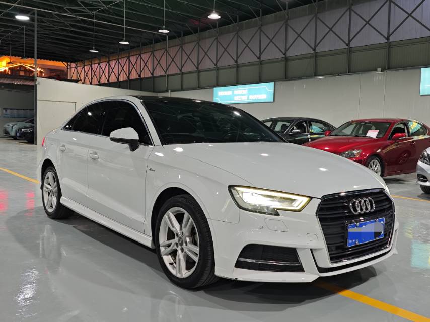 Audi A3 2019 #5 Audi A3 2019 car image #5
