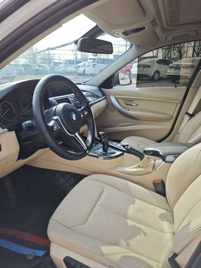 BMW 3 Series 2014 car image #9
