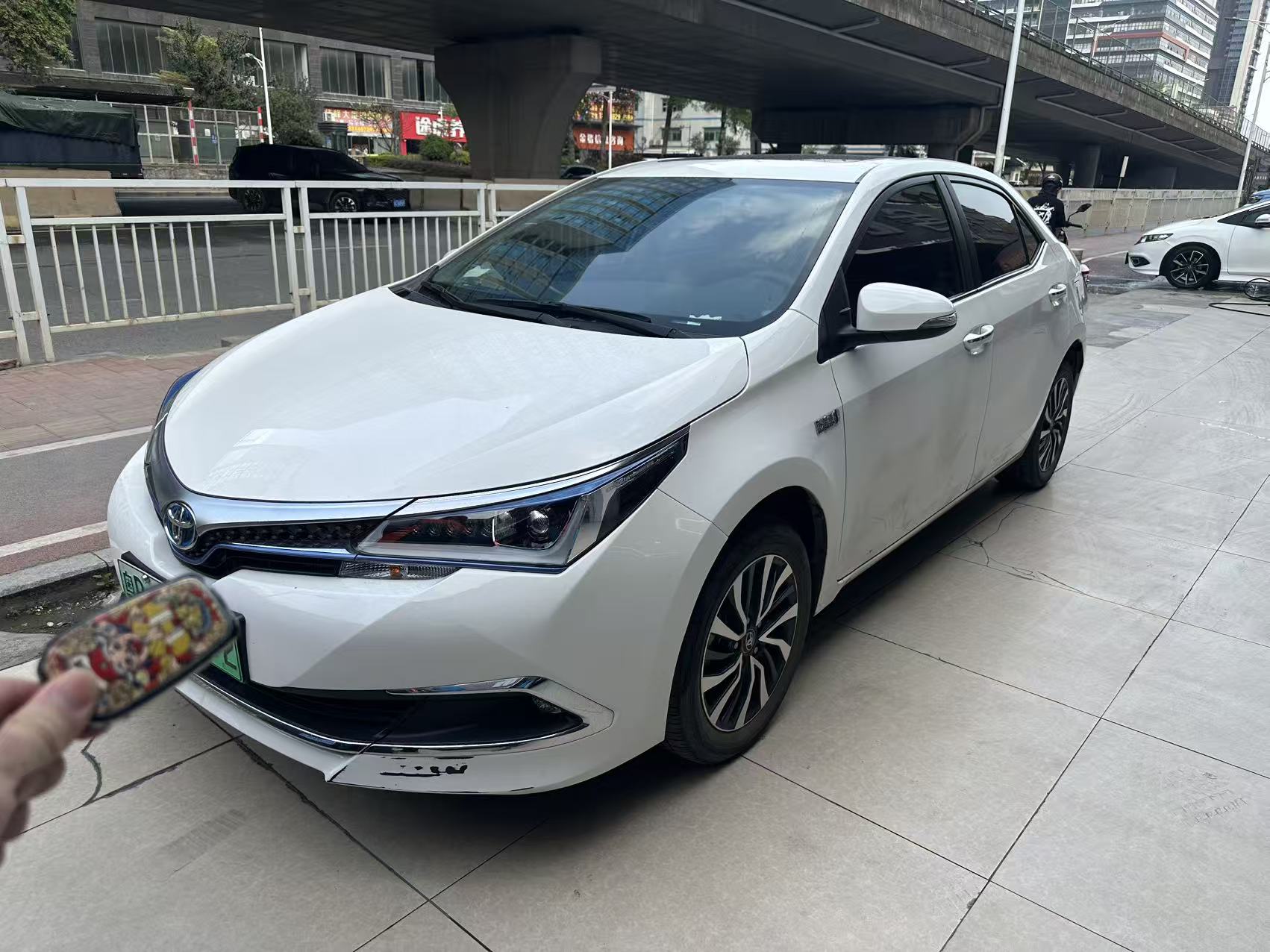 Toyota Corolla Hybird E+ 2022 immagine di auto #2