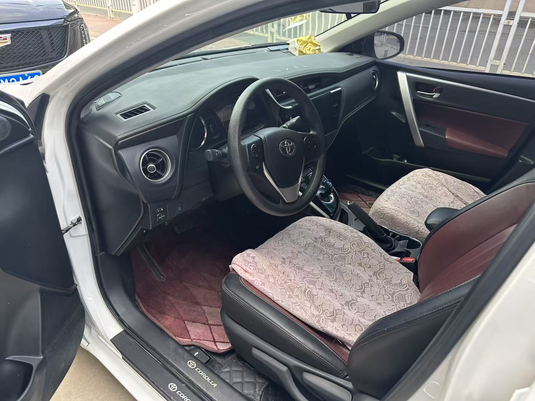 Toyota Corolla Hybird E+ 2022 immagine di auto #4