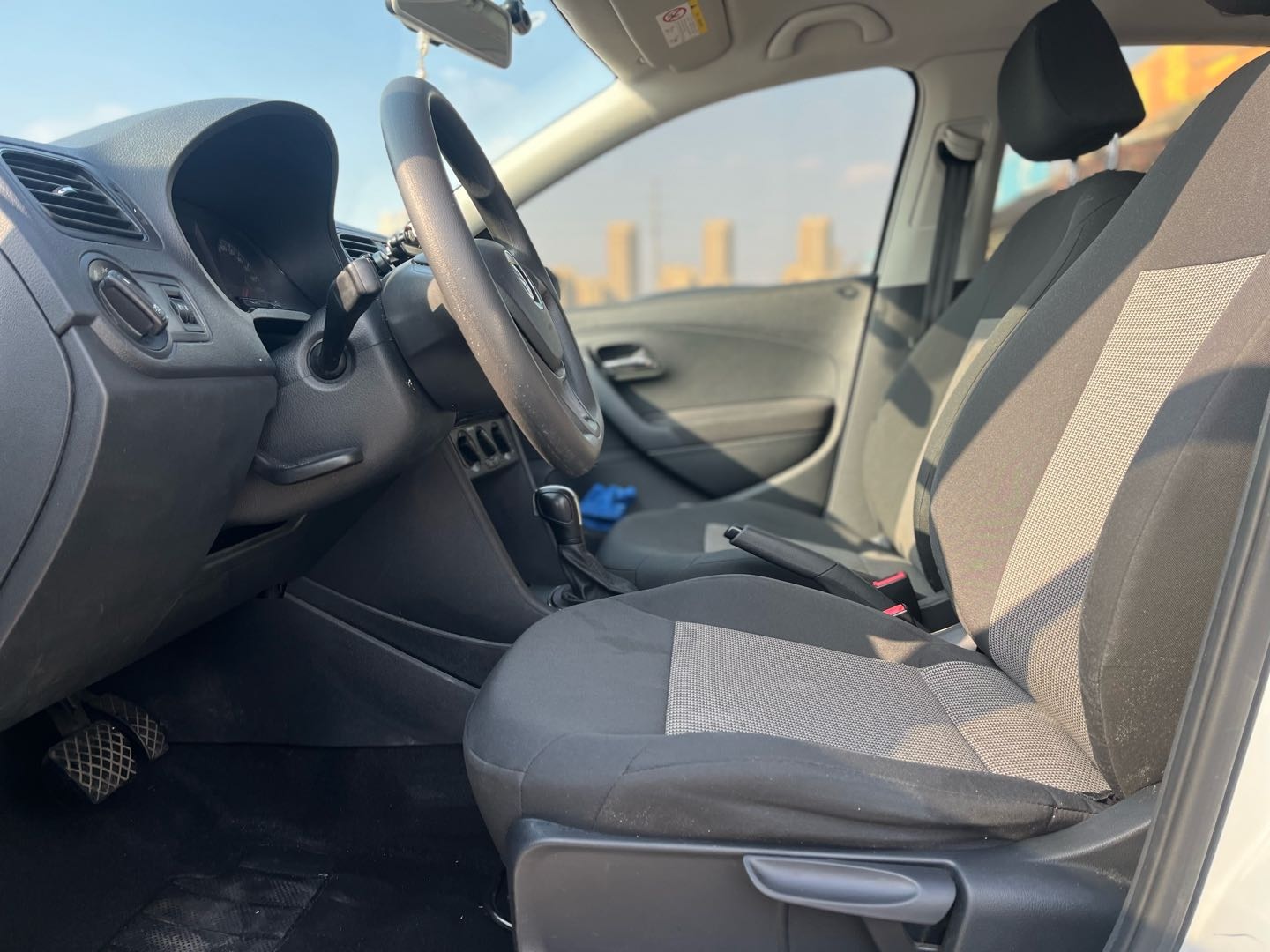 Volkswagen Polo 2019 car image #9