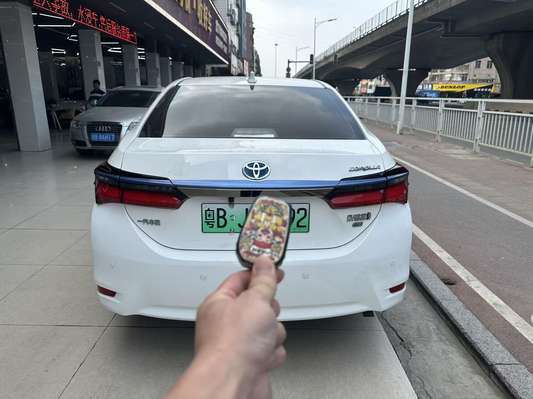Toyota Corolla Hybird E+ 2022 immagine di auto #8