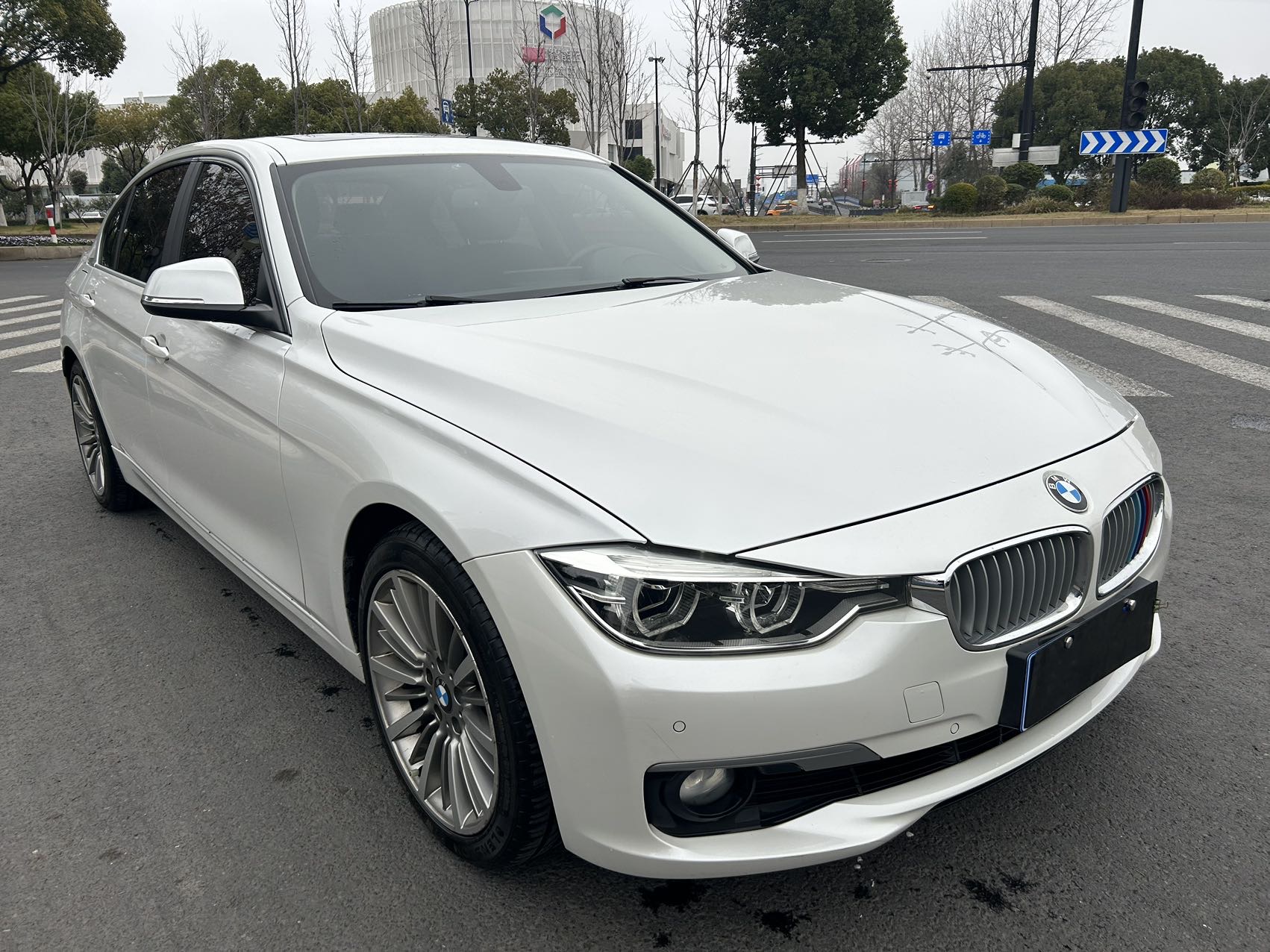 BMW 3 Series 2019 #4 BMW 3 Series 2019 immagine di auto #4