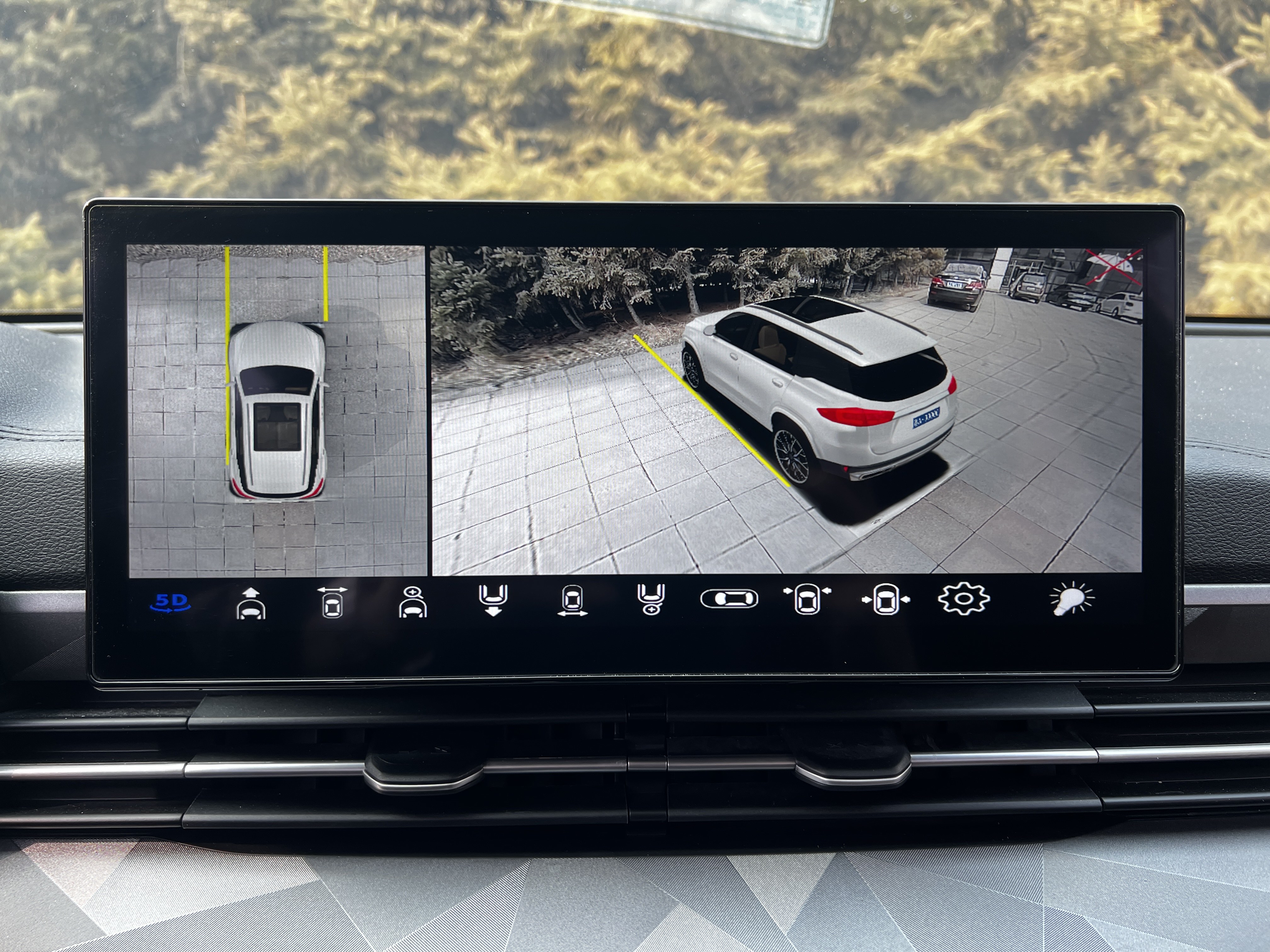 GEELY Vision X6 2022 car image #14