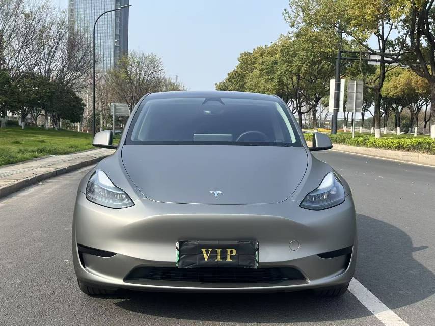 Tesla Model Y 2024 car image #4