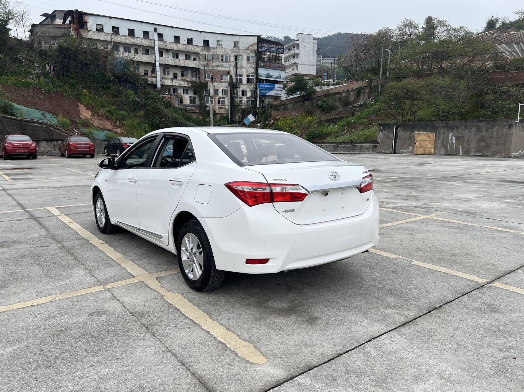 Toyota Corolla 2016 immagine di auto #9