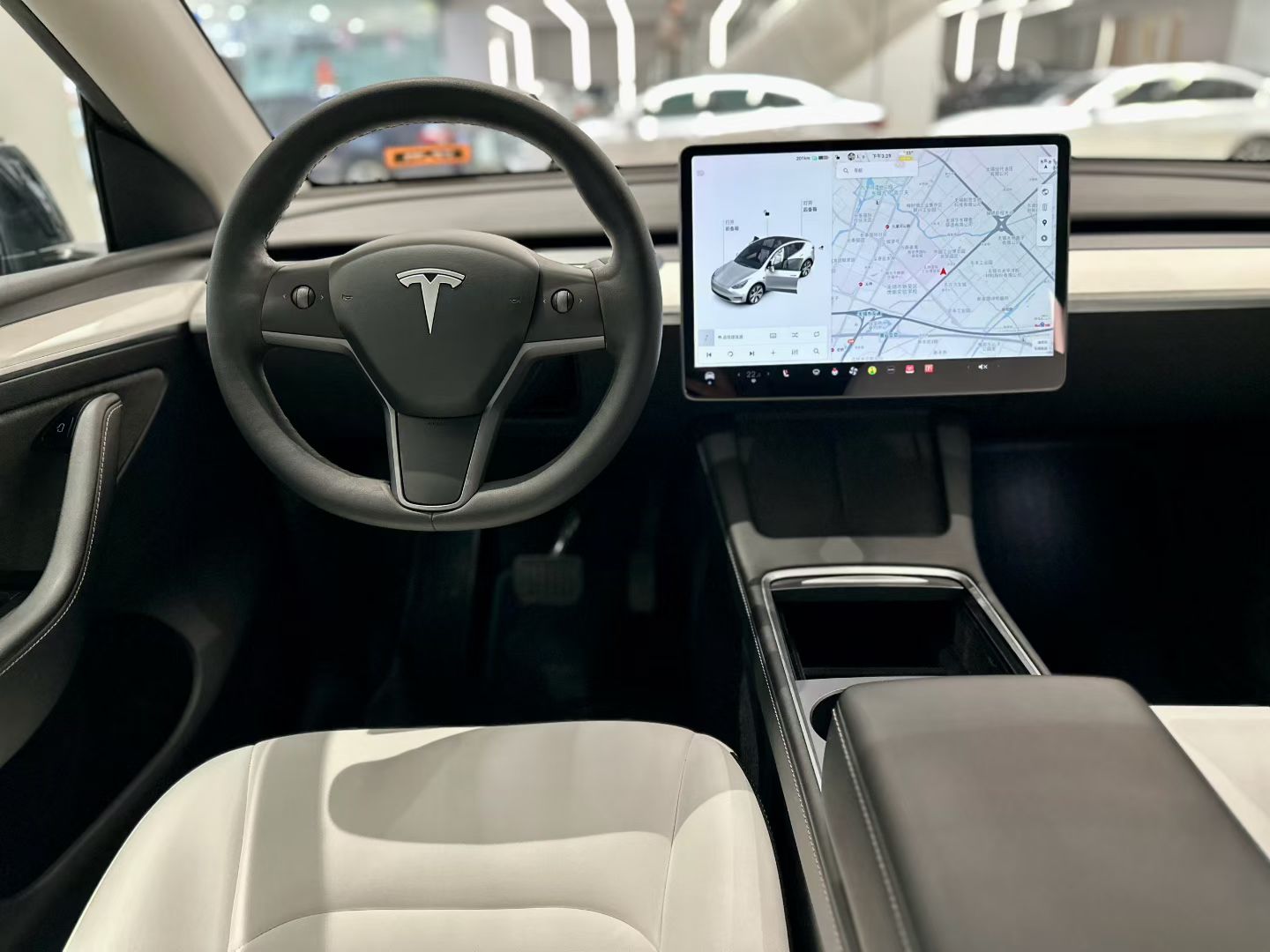 Tesla Model Y 2021 car image #6