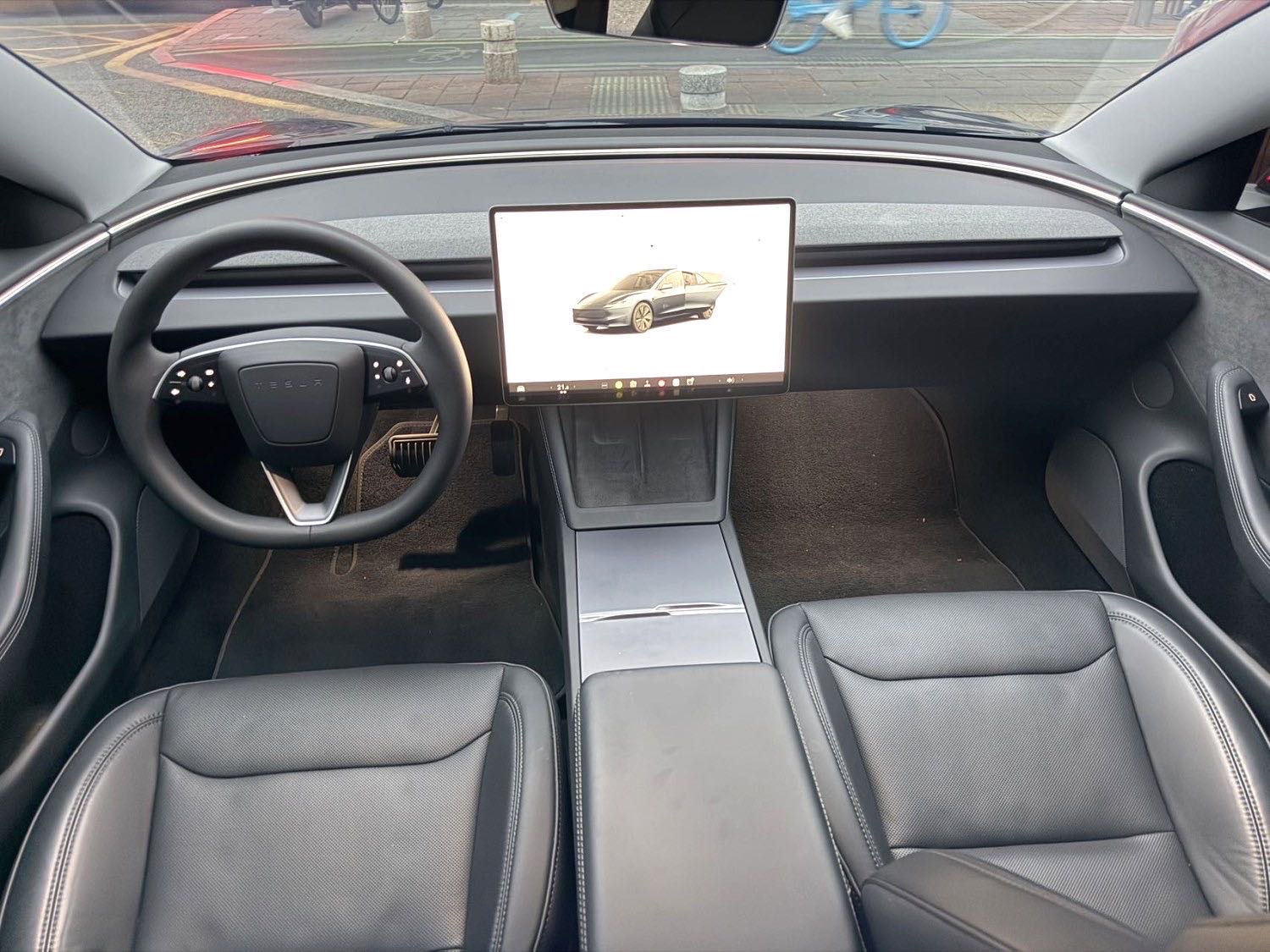 2024 immagine di auto #10