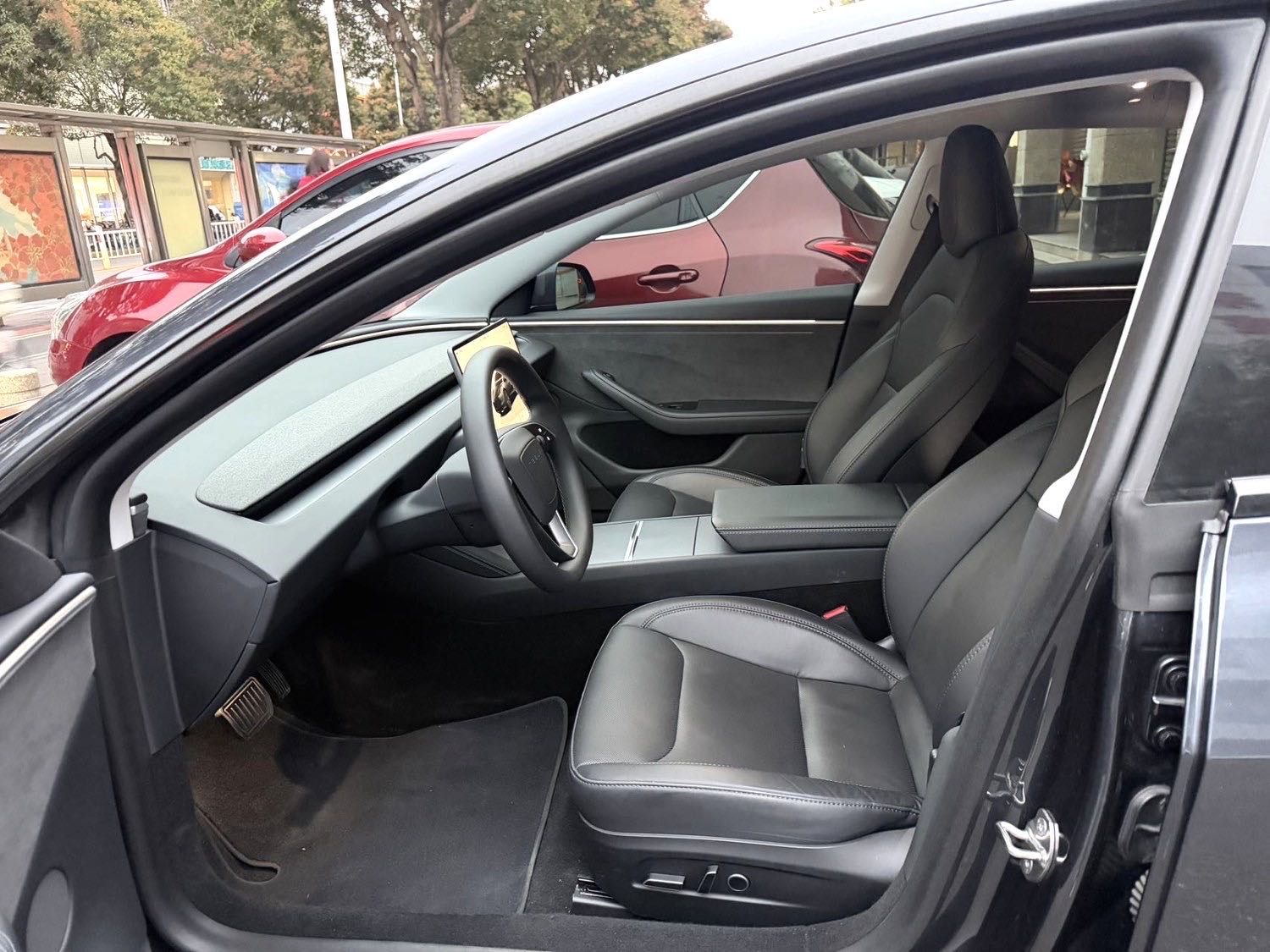 2024 immagine di auto #6