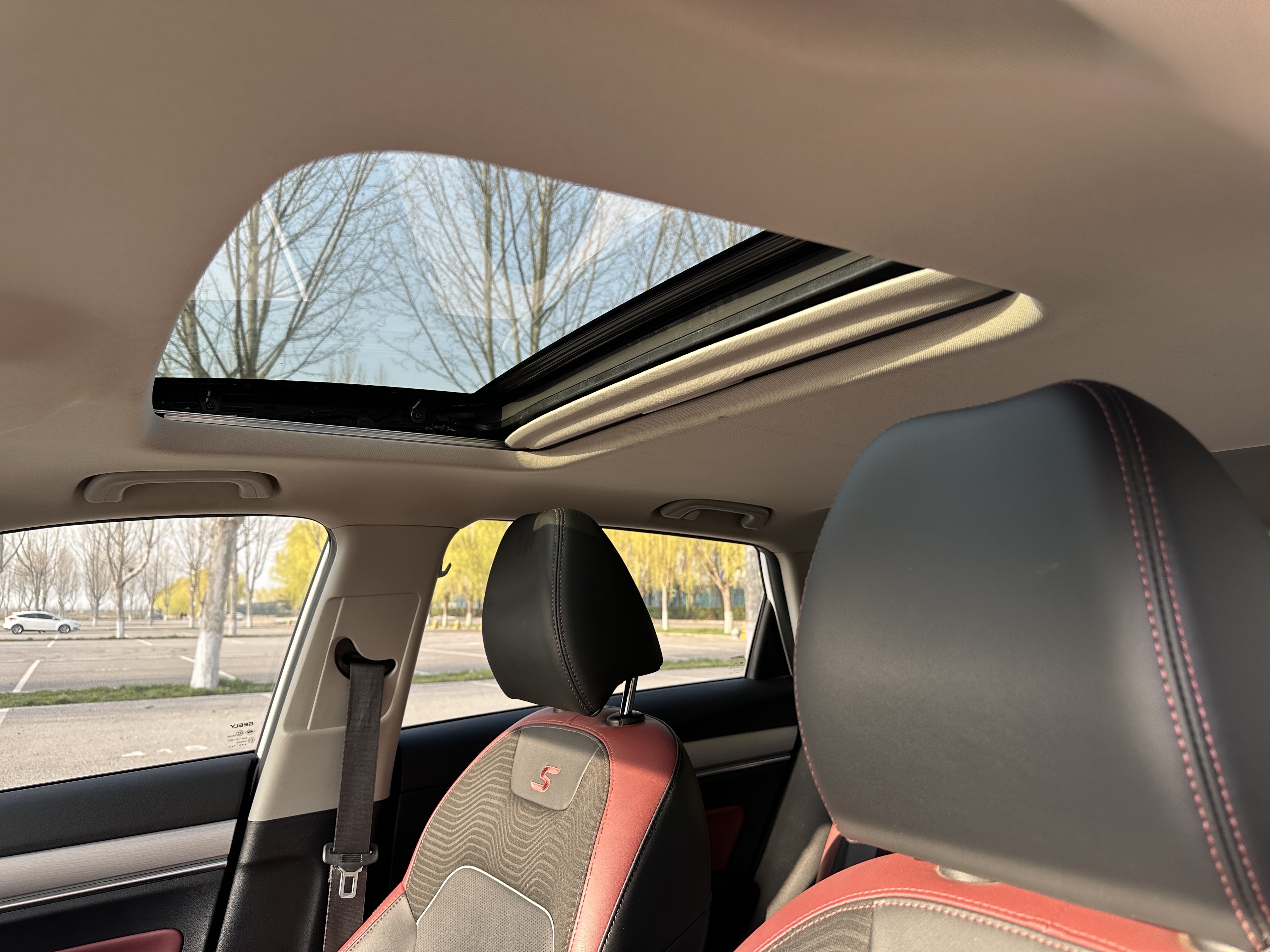 GEELY Coolray 2021 #18 GEELY Coolray 2021 car image #18