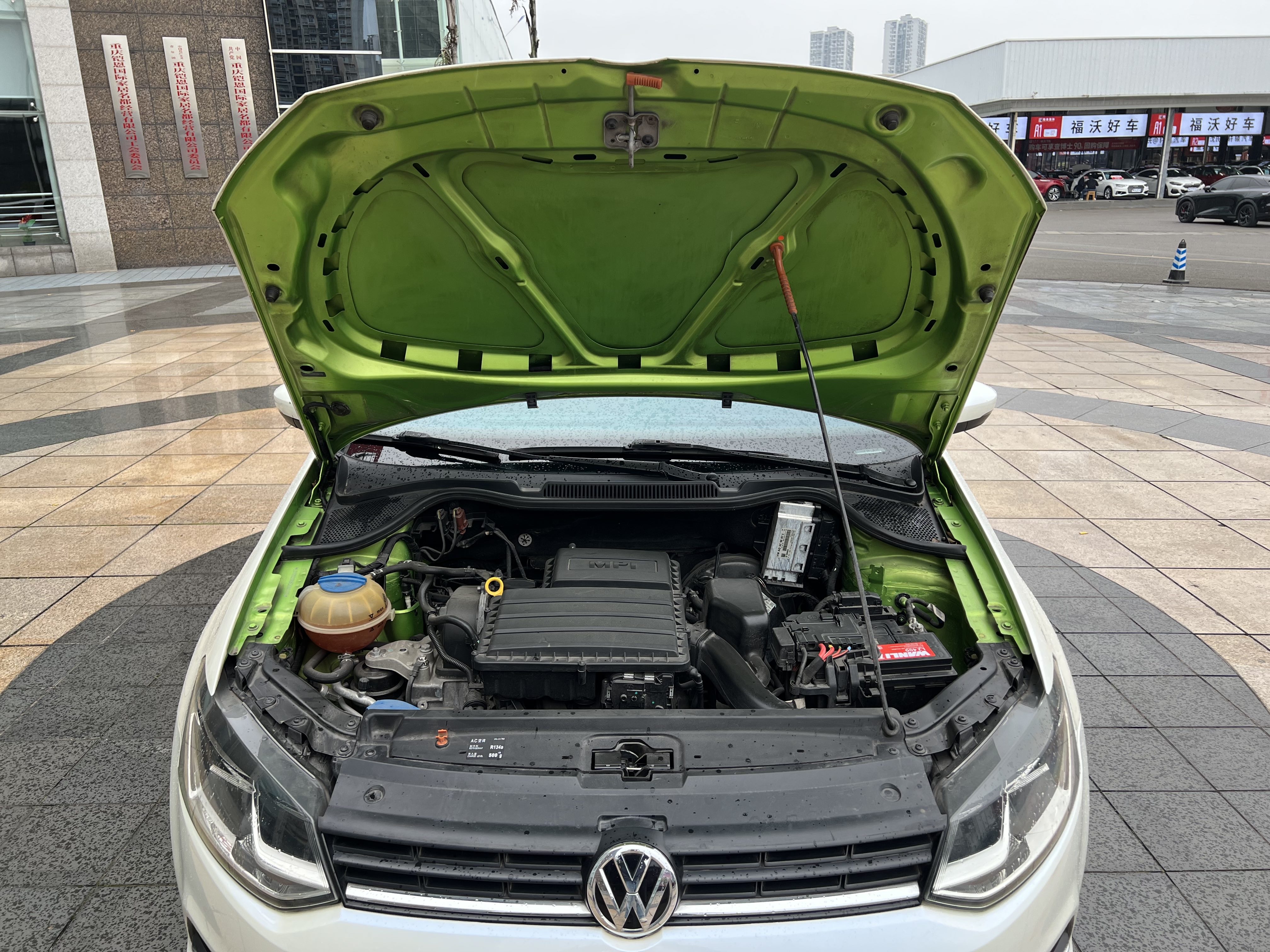 Volkswagen Polo 2015 car image #20