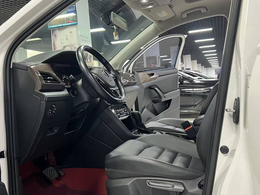 Volkswagen Tharu 2020 #7 Volkswagen Tharu 2020 car image #7