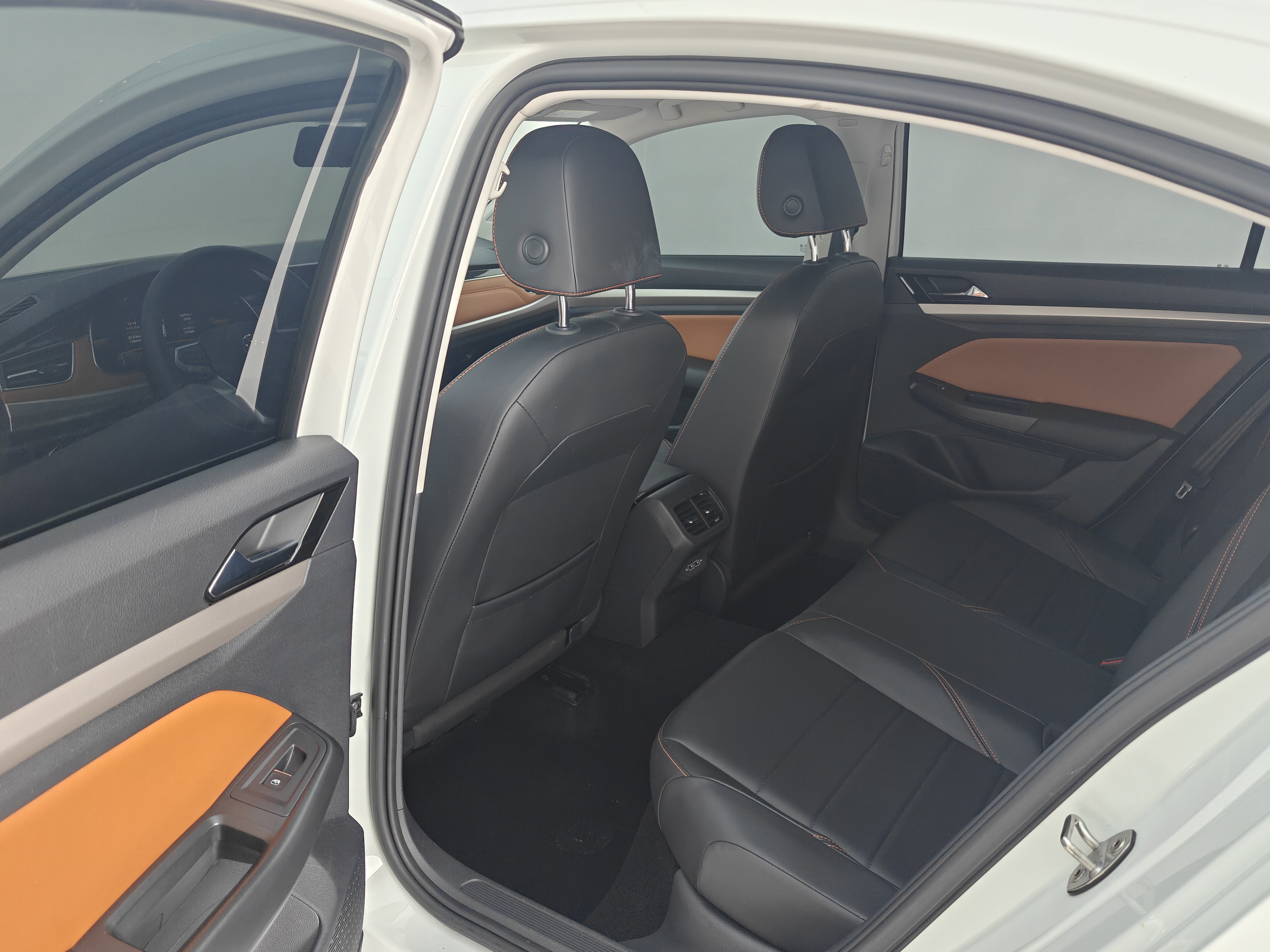 2022 #10 2022 car image #10