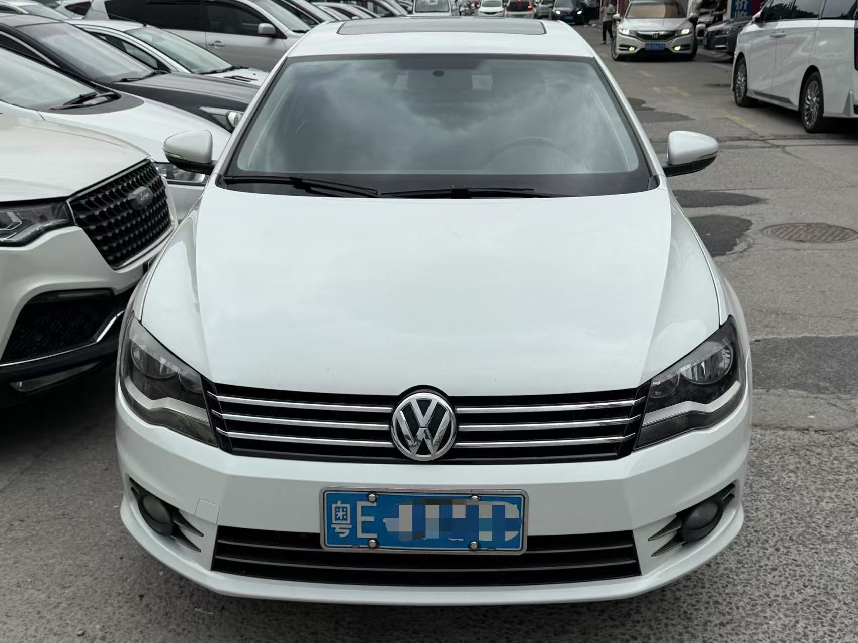Volkswagen Bora 2015 #4 Volkswagen Bora 2015 car image #4