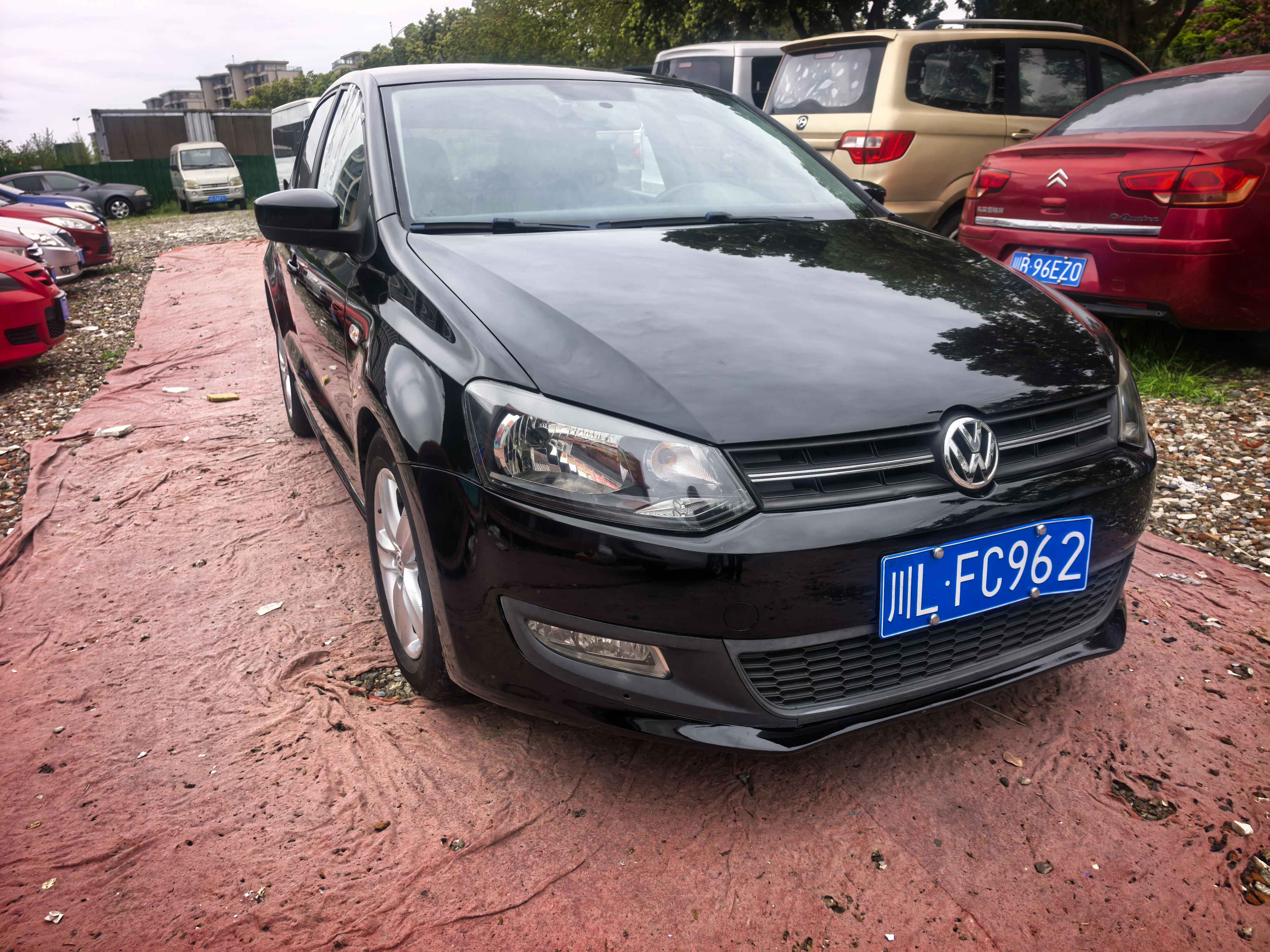 Volkswagen Polo 2012 #4 Volkswagen Polo 2012 car image #4