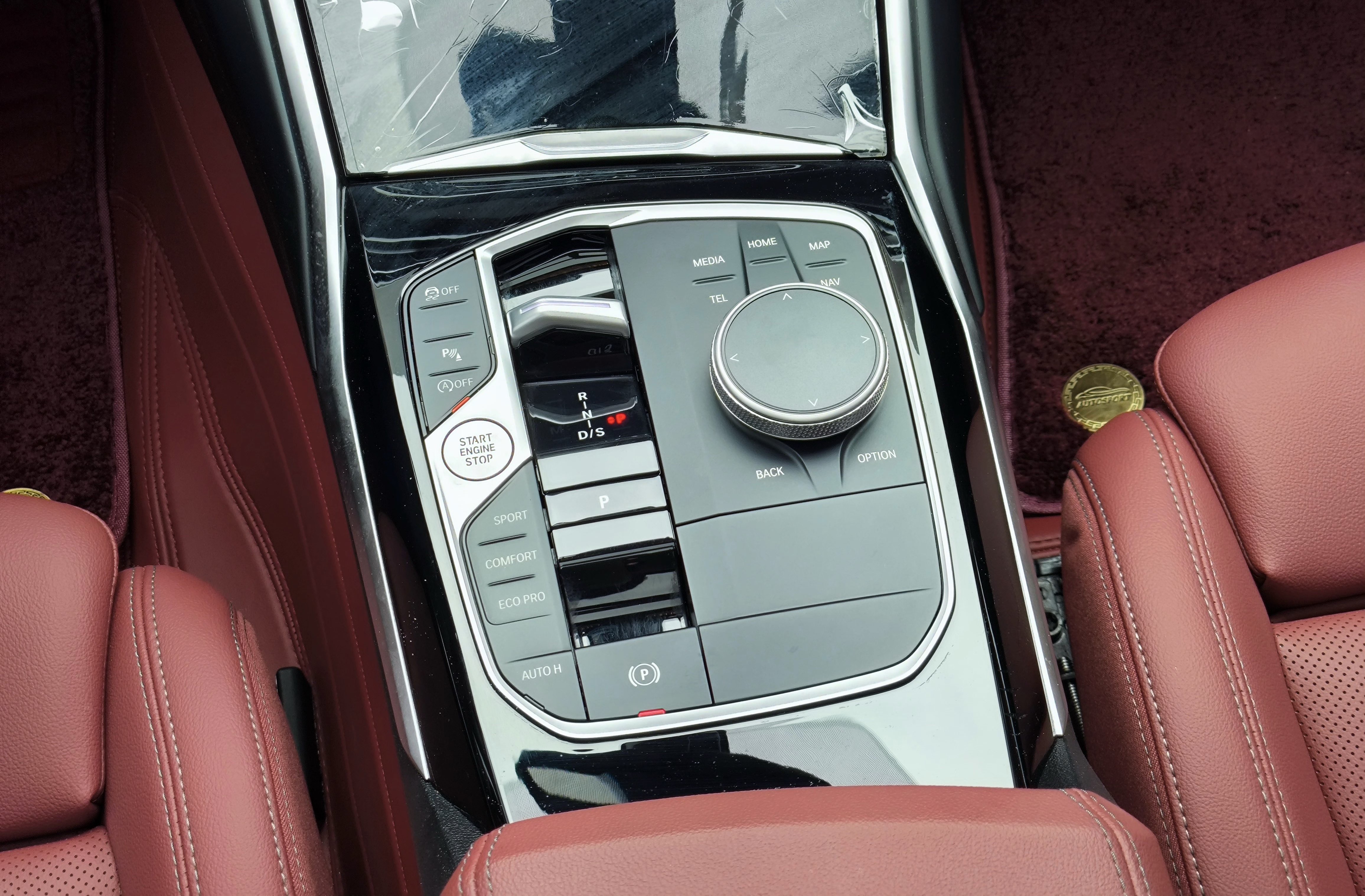 BMW 3 Series 2024 #15 BMW 3 Series 2024 car image #15