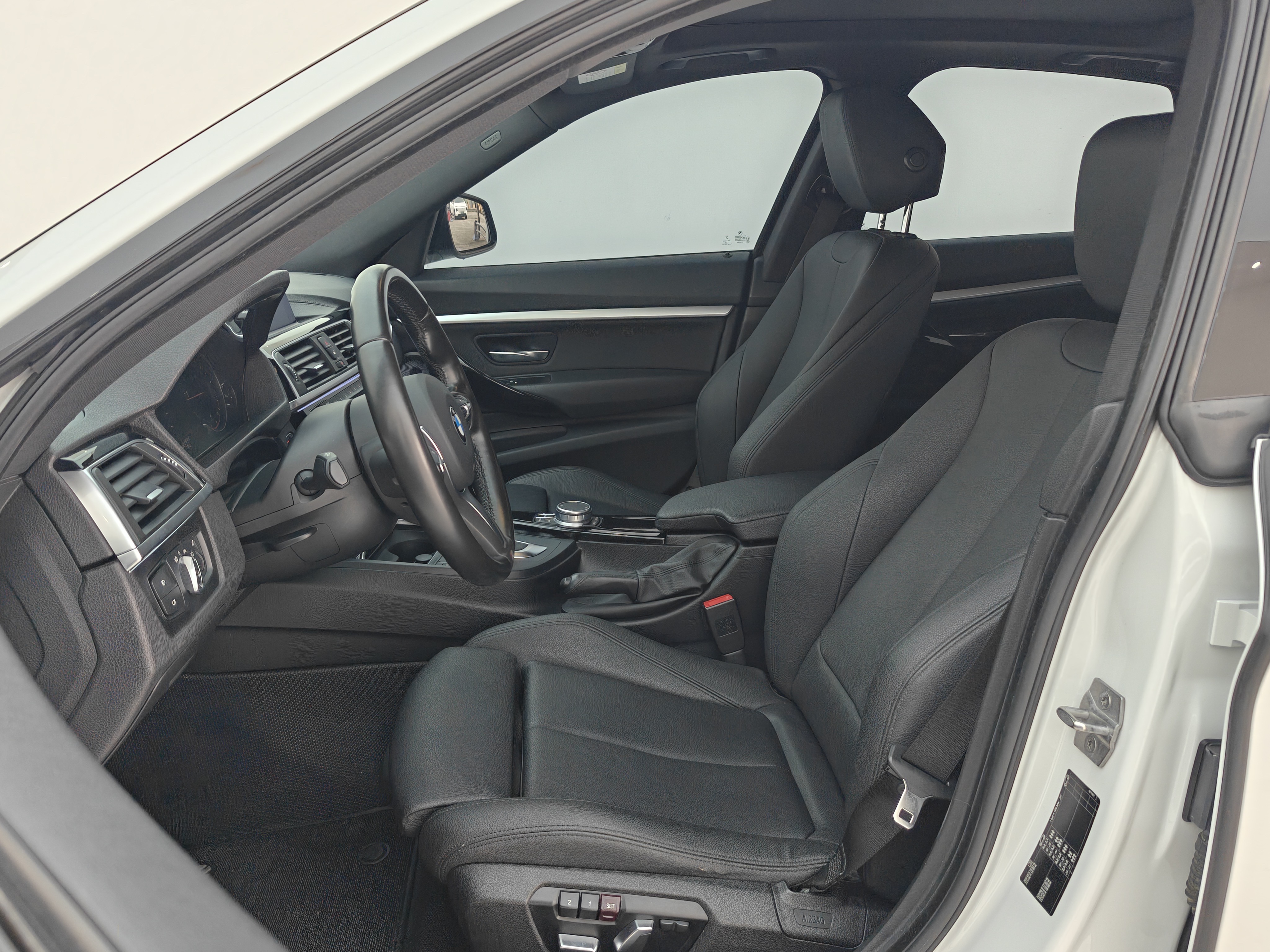 BMW 3 Series GT 2020 car image #7