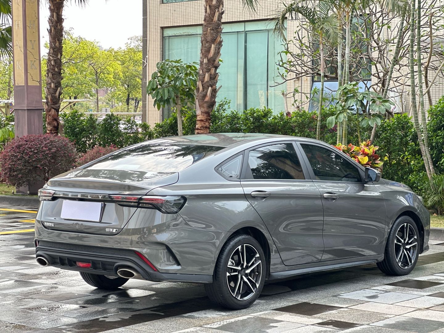 GEELY Binray 2024 car image #9