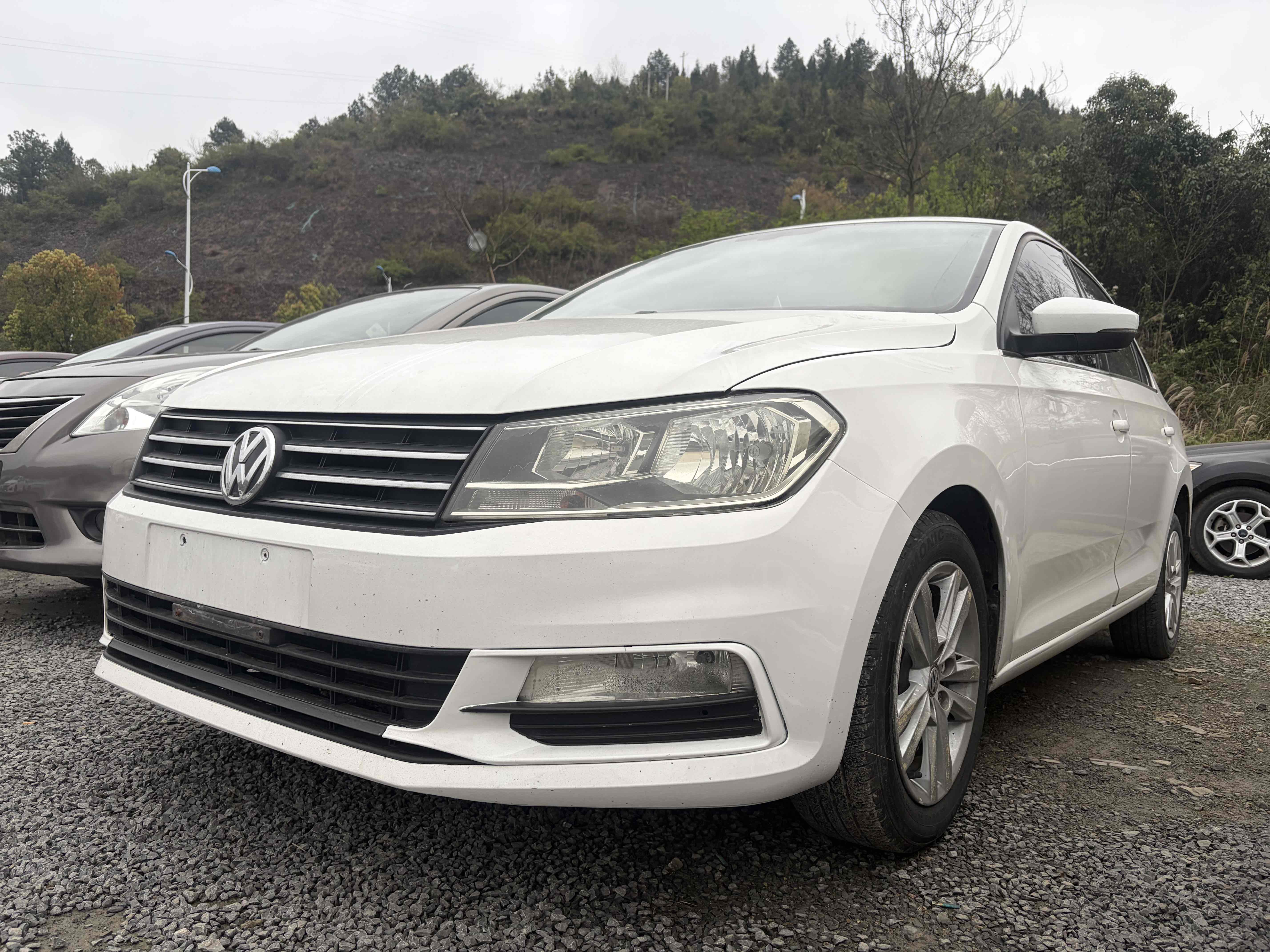 Volkswagen Santana 2018 car image 