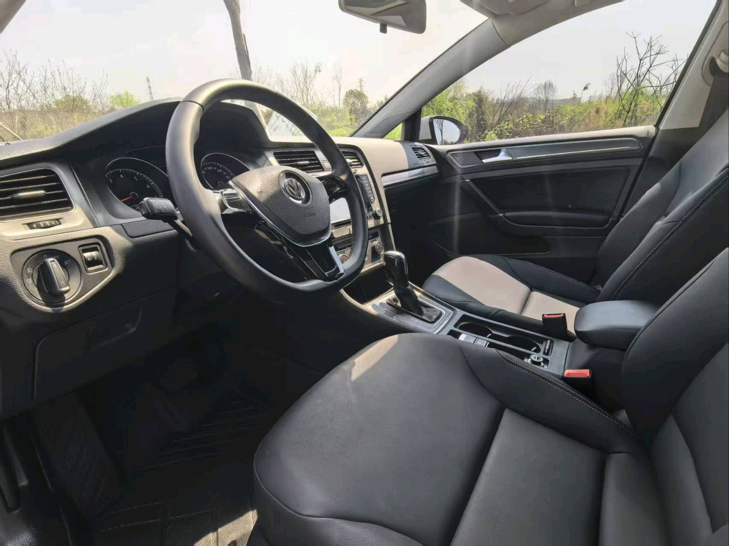 Volkswagen Golf 2016 car image #7