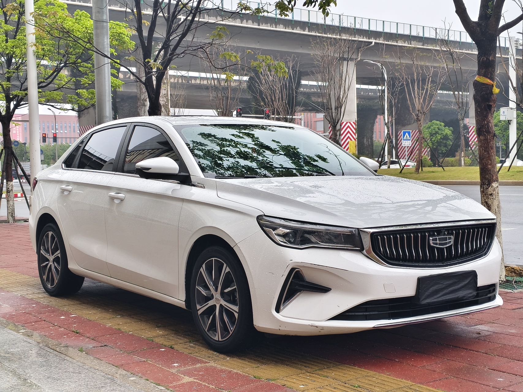 GEELY Emgrand 2023 car image #5