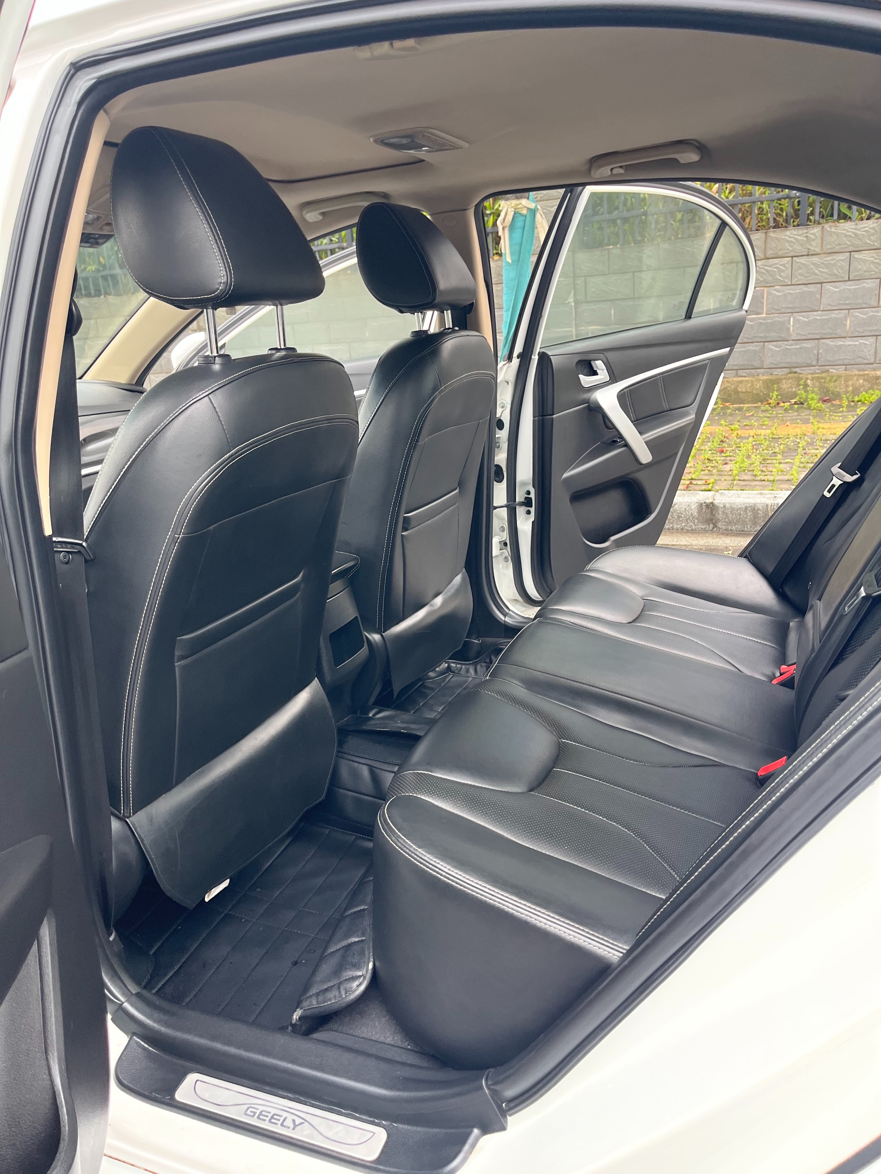 GEELY Emgrand 2017 #10 GEELY Emgrand 2017 car image #10