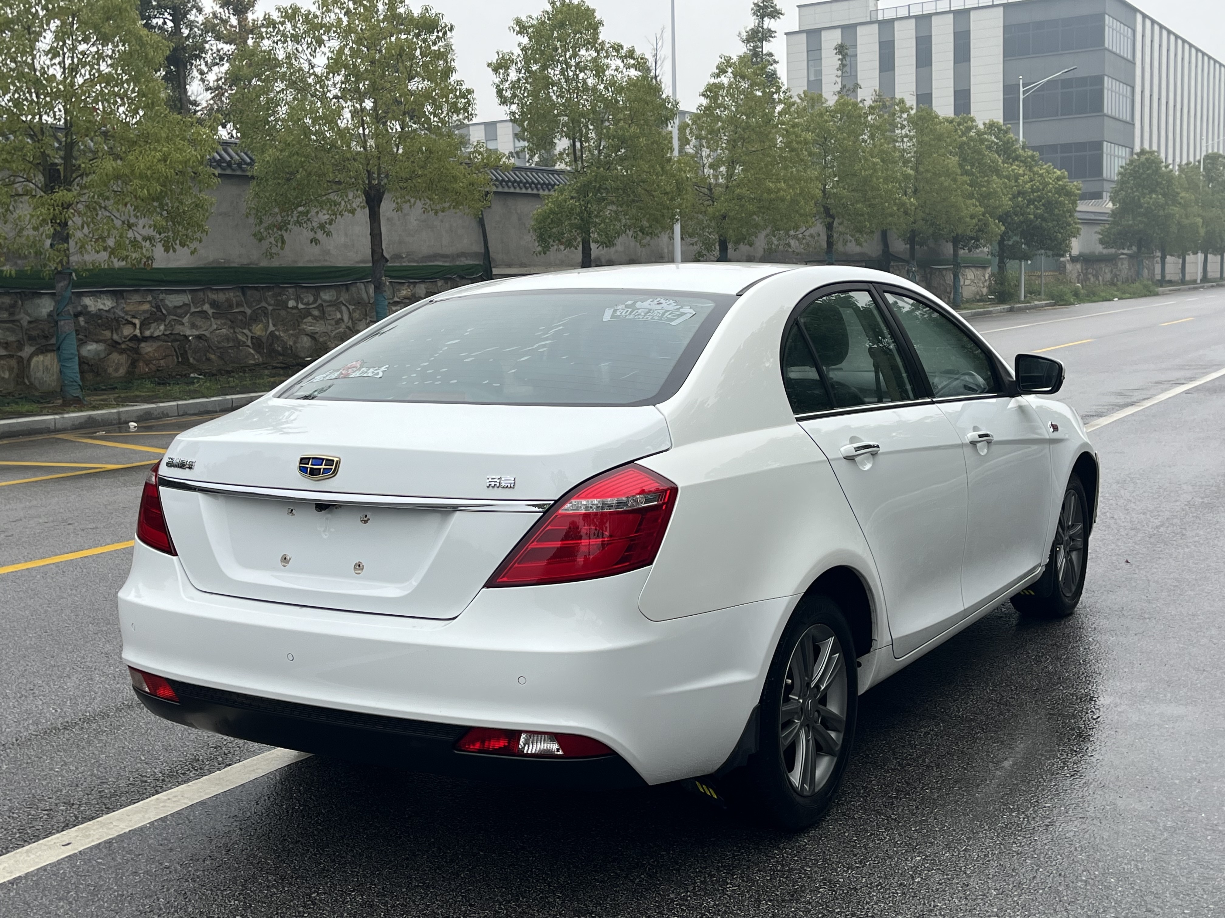 GEELY Emgrand 2017 #7 GEELY Emgrand 2017 car image #7