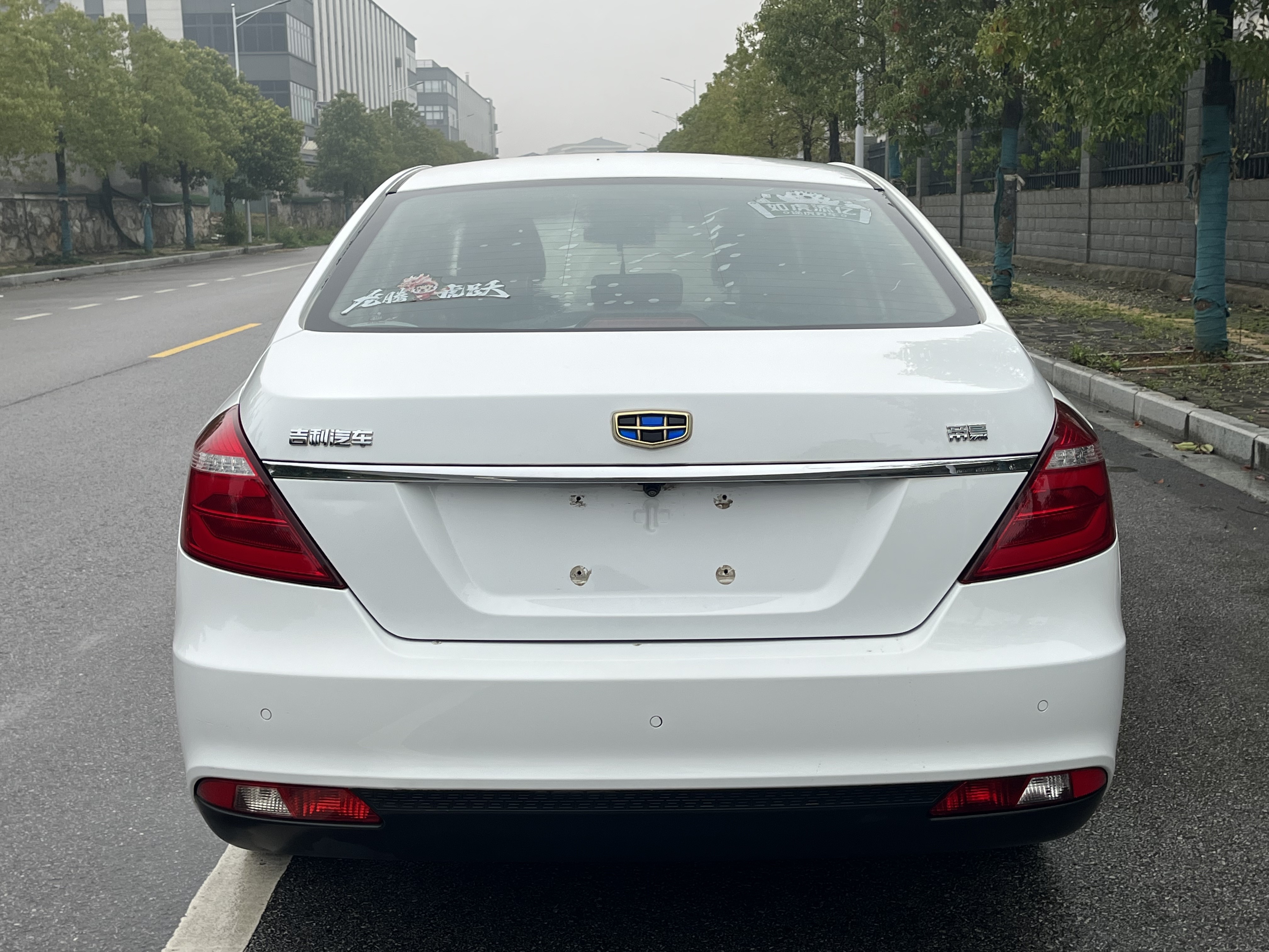 GEELY Emgrand 2017 #6 GEELY Emgrand 2017 car image #6