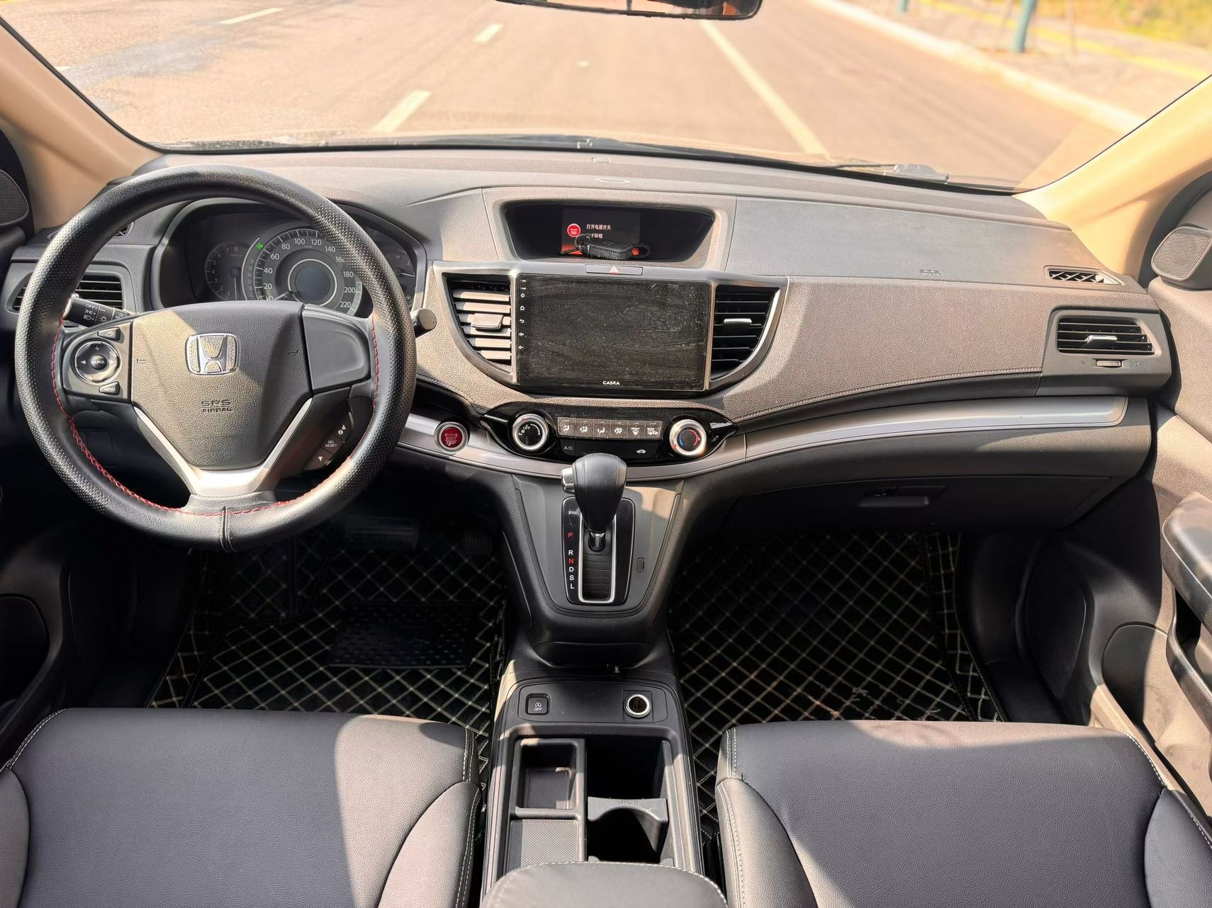 Honda CR-V 2015 #8 Honda CR-V 2015 car image #8