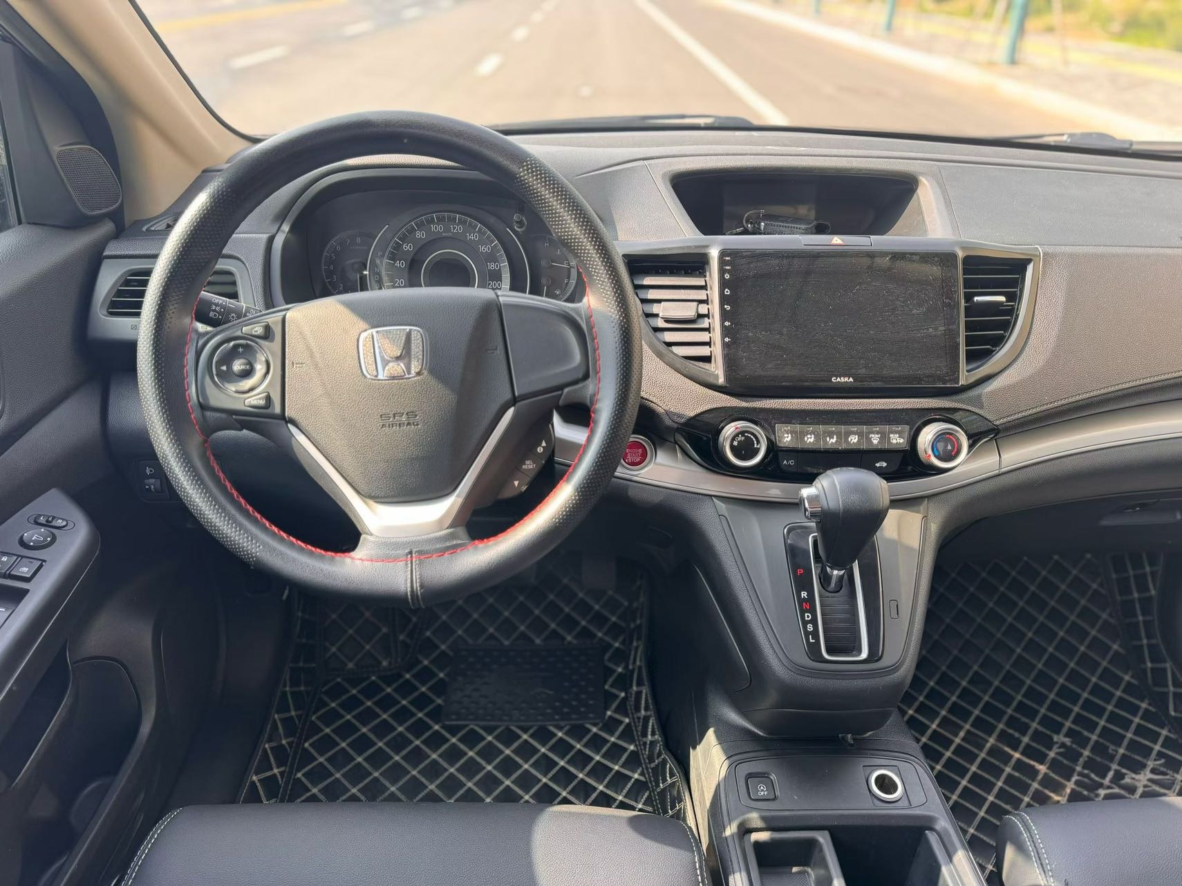Honda CR-V 2015 #9 Honda CR-V 2015 car image #9