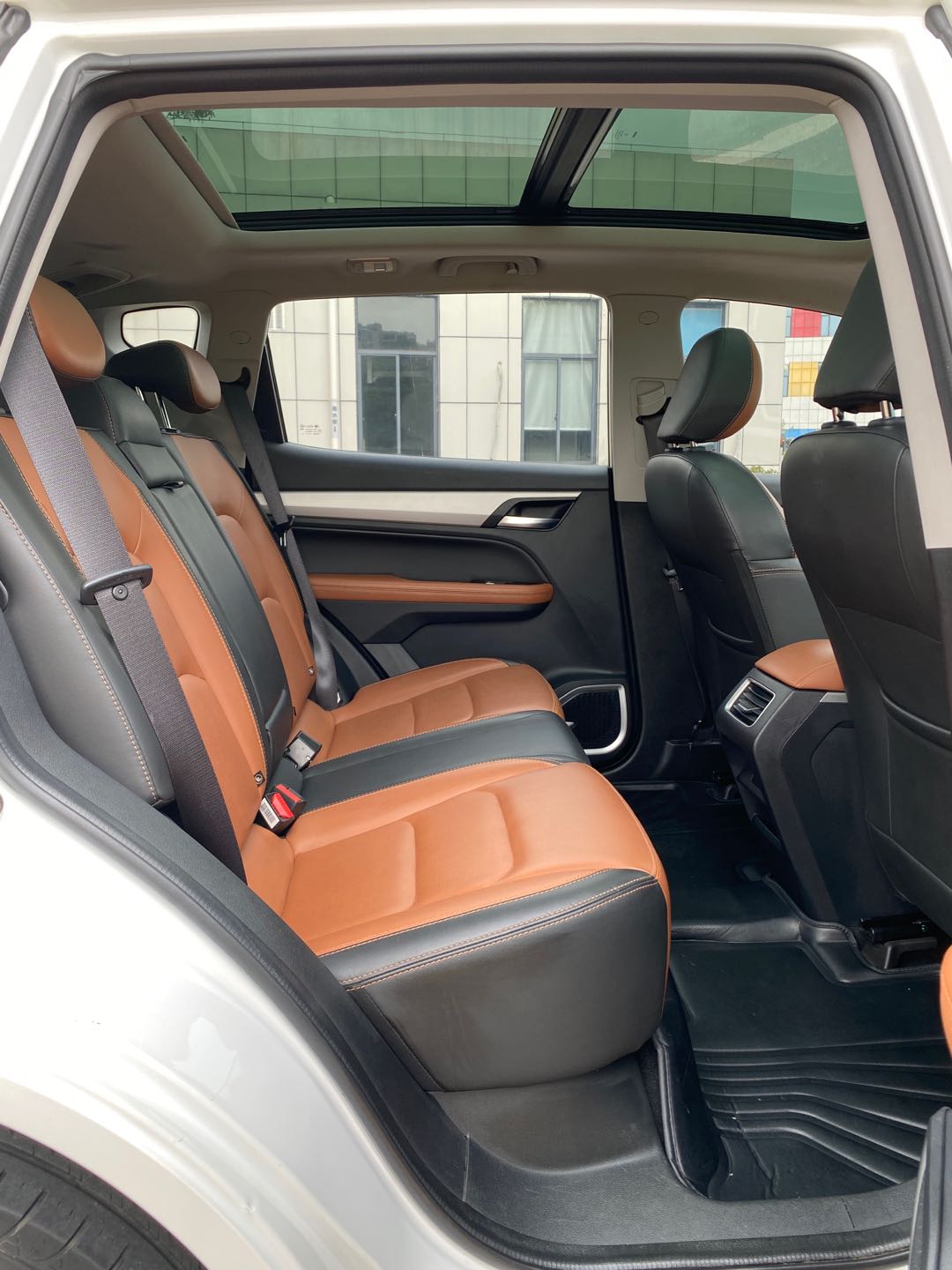 GEELY Vision X6 2000 car image #15