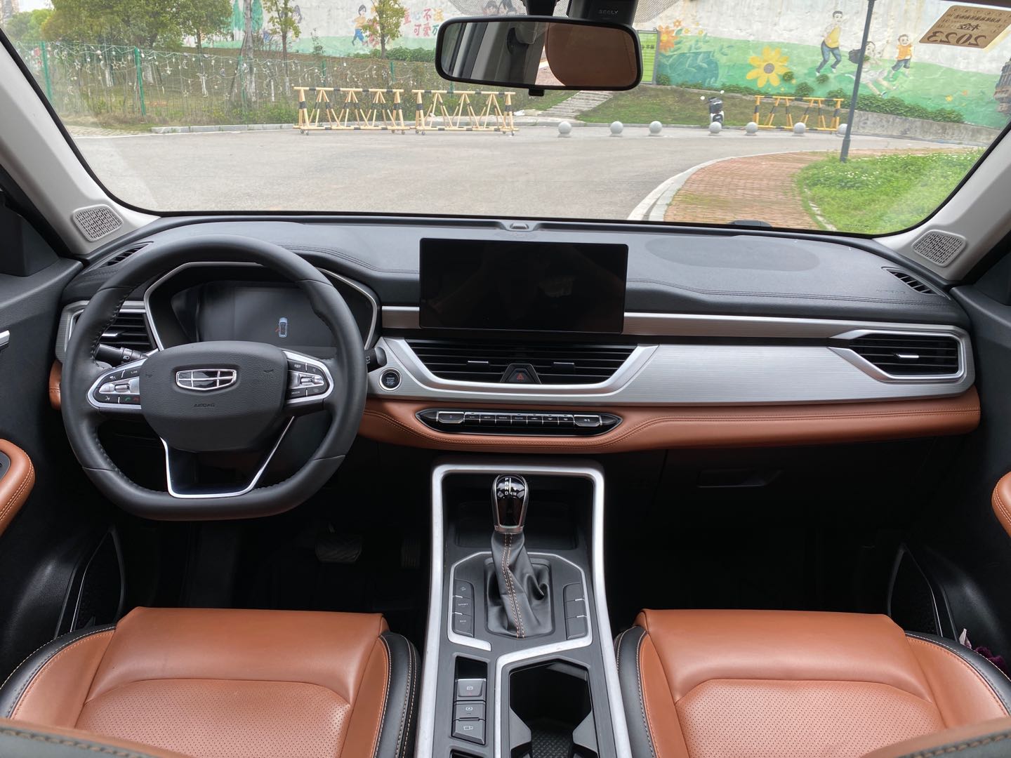 GEELY Vision X6 2000 car image #13