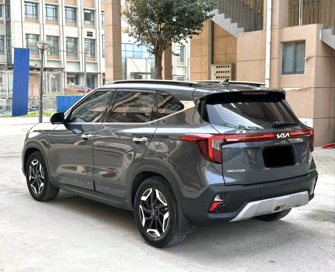 Kia Seltos 2023 #8 Kia Seltos 2023 car image #8